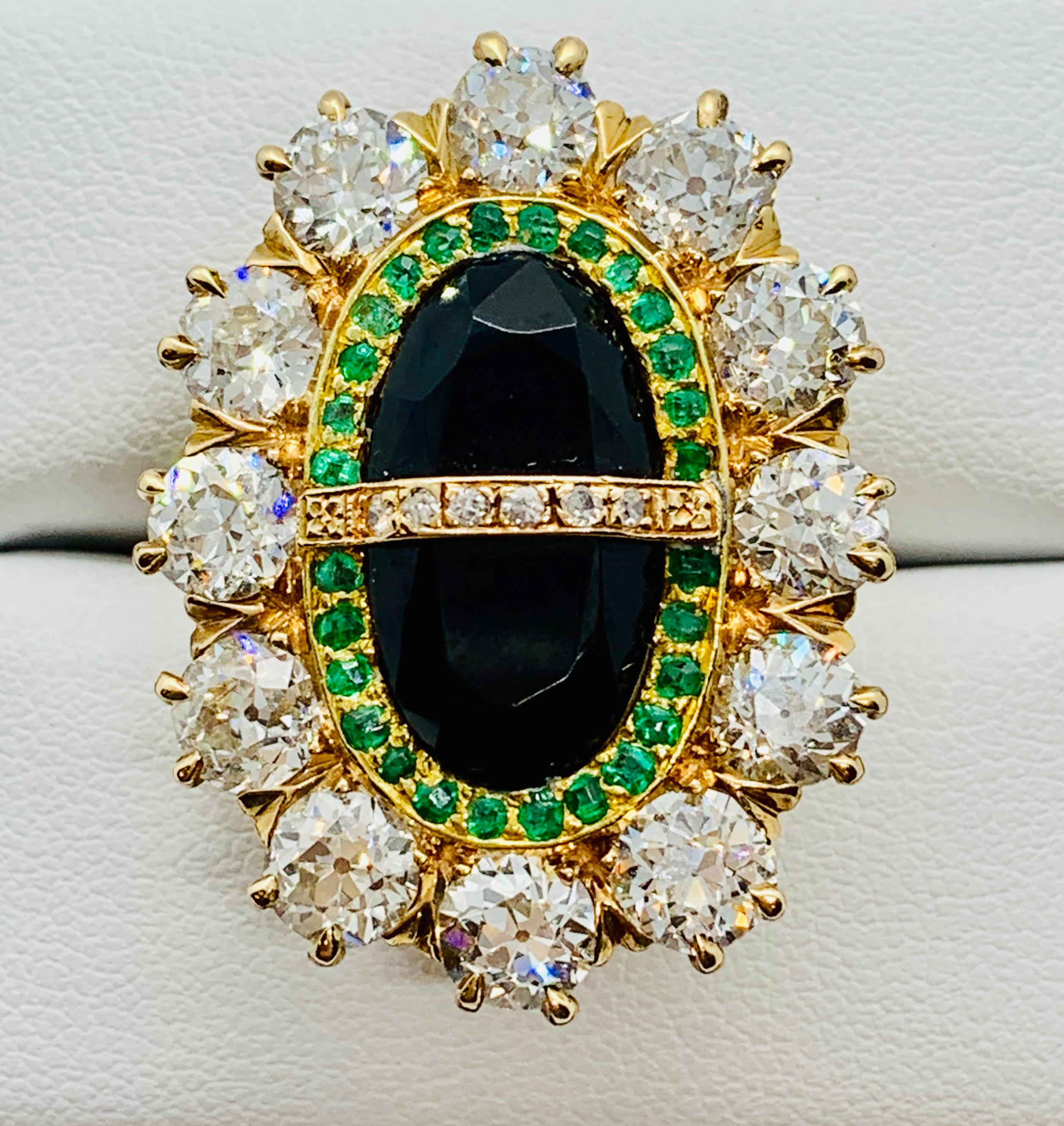 Late Victorian 14 Karat Yellow Gold, Diamond, Onyx and Emerald Oval Ladies Ring 5