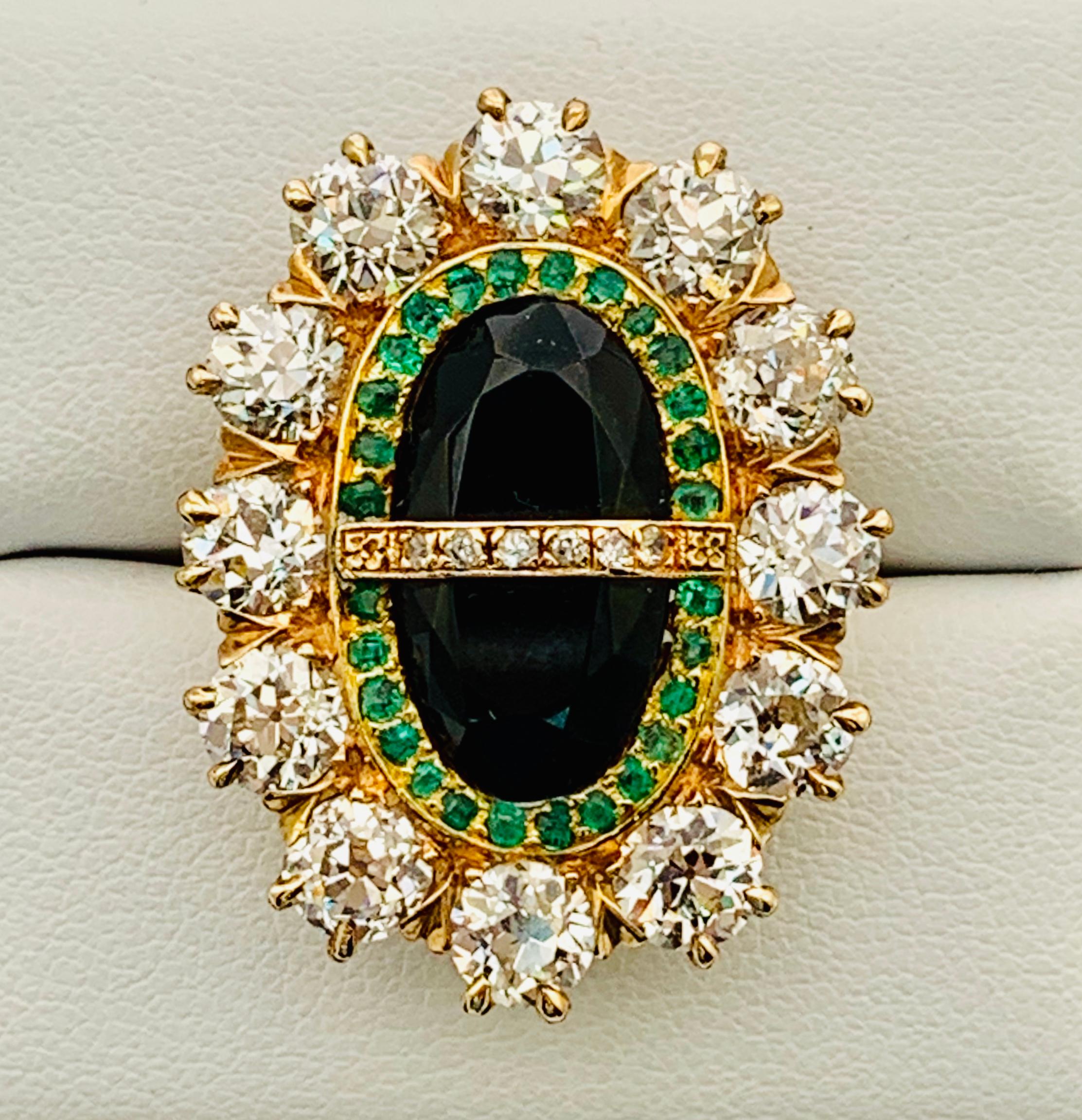 Late Victorian 14 Karat Yellow Gold, Diamond, Onyx and Emerald Oval Ladies Ring In Excellent Condition In Birmingham, AL