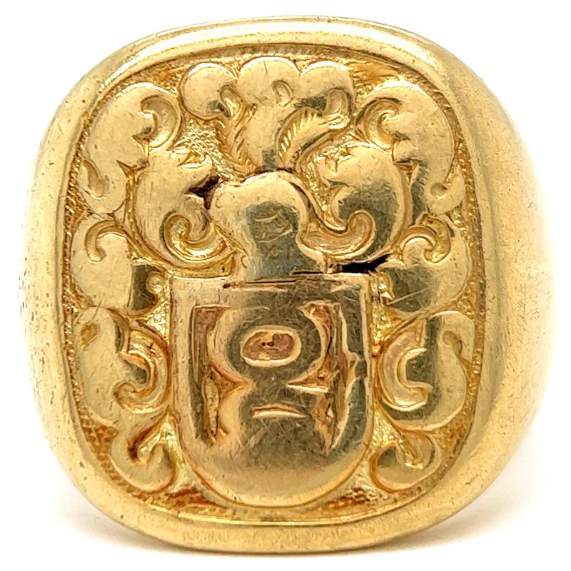 Late Victorian 18 Karat Yellow Gold Armorial Signet Ring 1