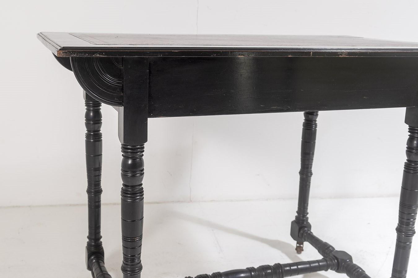 Late Victorian 19th C Small Aesthetic Movement Ebonised Leather Top Writing Desk 2