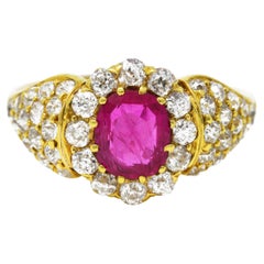 Late Victorian 2.35 Carat Ruby Diamond 18 Karat Yellow Gold Cluster Ring