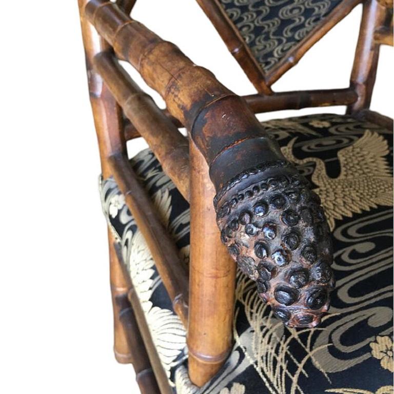 Paire de chaises de salon Chippendale en bambou Aesthetic Movement de la fin de l'époque victorienne en vente 3