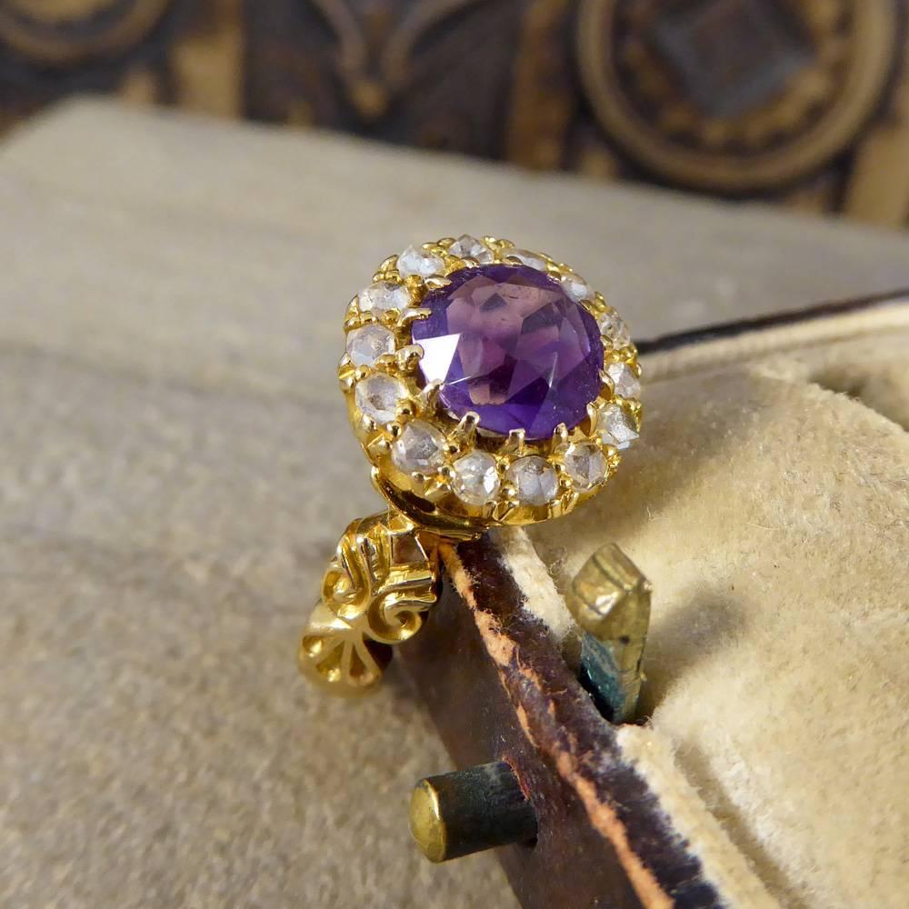 Late Victorian Amethyst Diamond 18 Carat Yellow Gold Cluster Ring 3