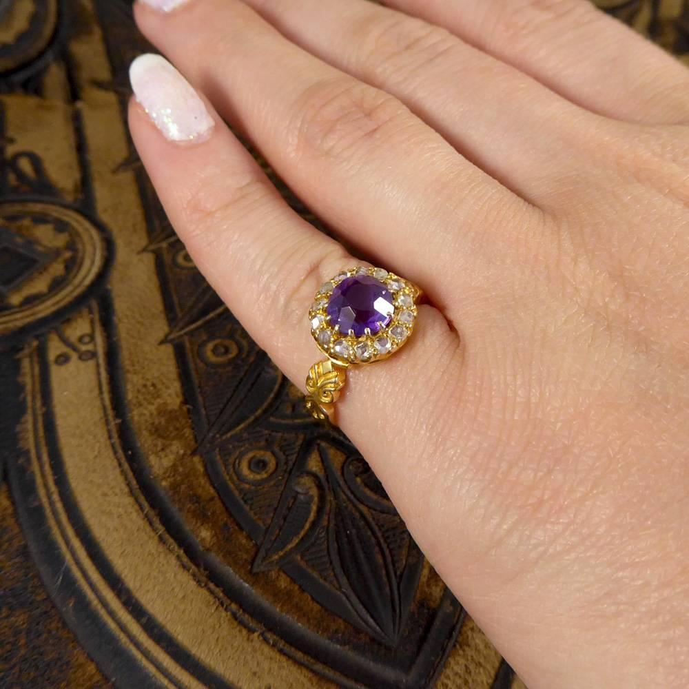 Late Victorian Amethyst Diamond 18 Carat Yellow Gold Cluster Ring 4