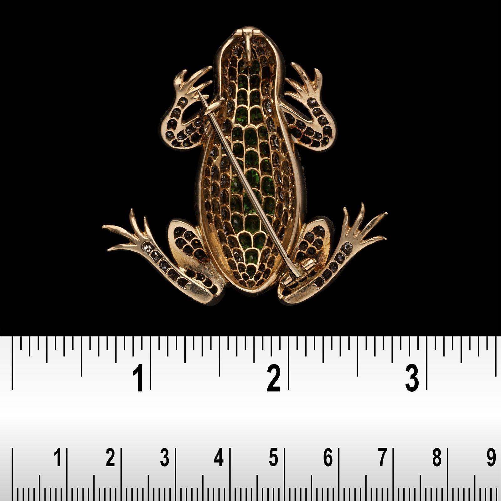 Late Victorian Antique Diamond and Demantoid Garnet Frog Brooch/Pendant Ca.1890 In Good Condition For Sale In London, GB