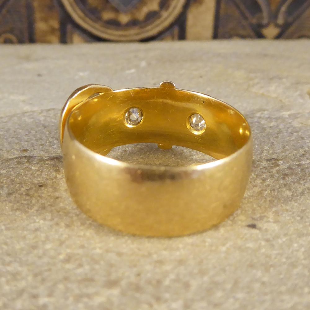 18ct gold buckle ring