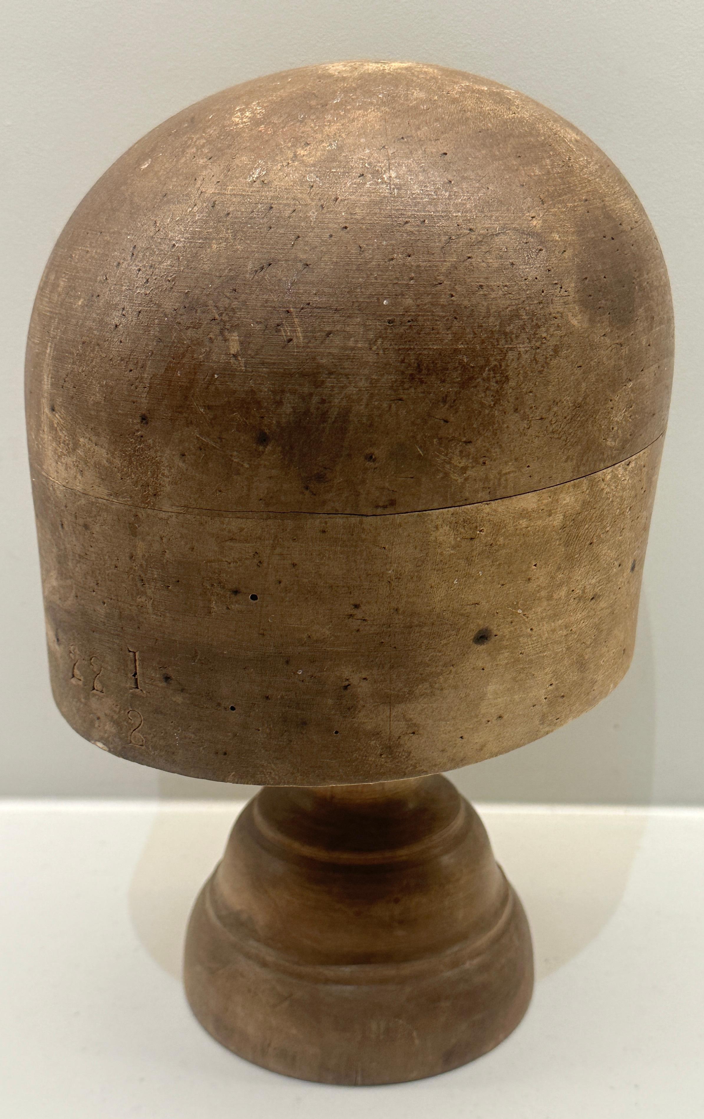 Late Victorian Antique Solid Beech Hat Block Millinery Display Stand 22 1/2 In Distressed Condition In London, England