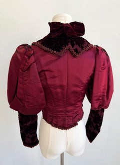 Late Victorian Beaded Velvet Jacket with Puffed Sleeves