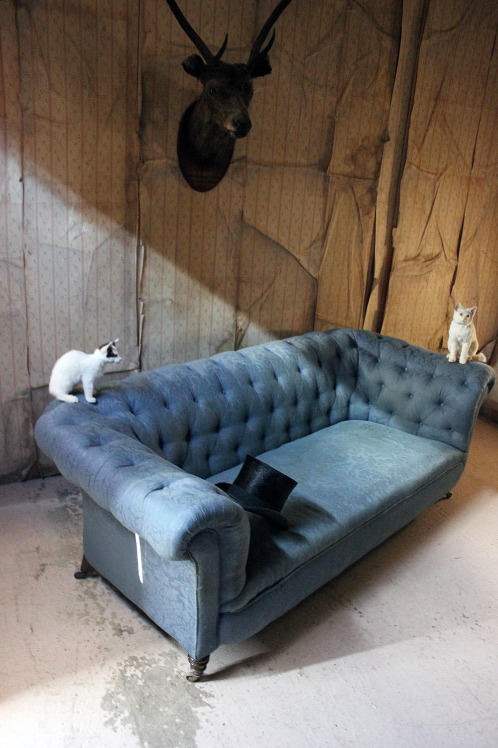 Late Victorian Blue Upholstered Button-Back Chesterfield Sofa, circa 1890 7