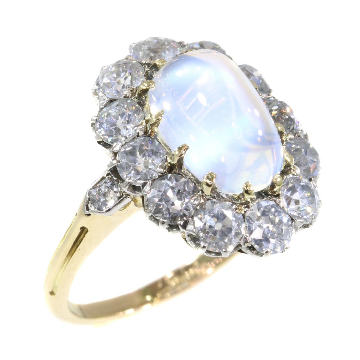 Late Victorian Bluish Moonstone '4.20 Carat' and Diamond '2.16' Carat Ring For Sale 3