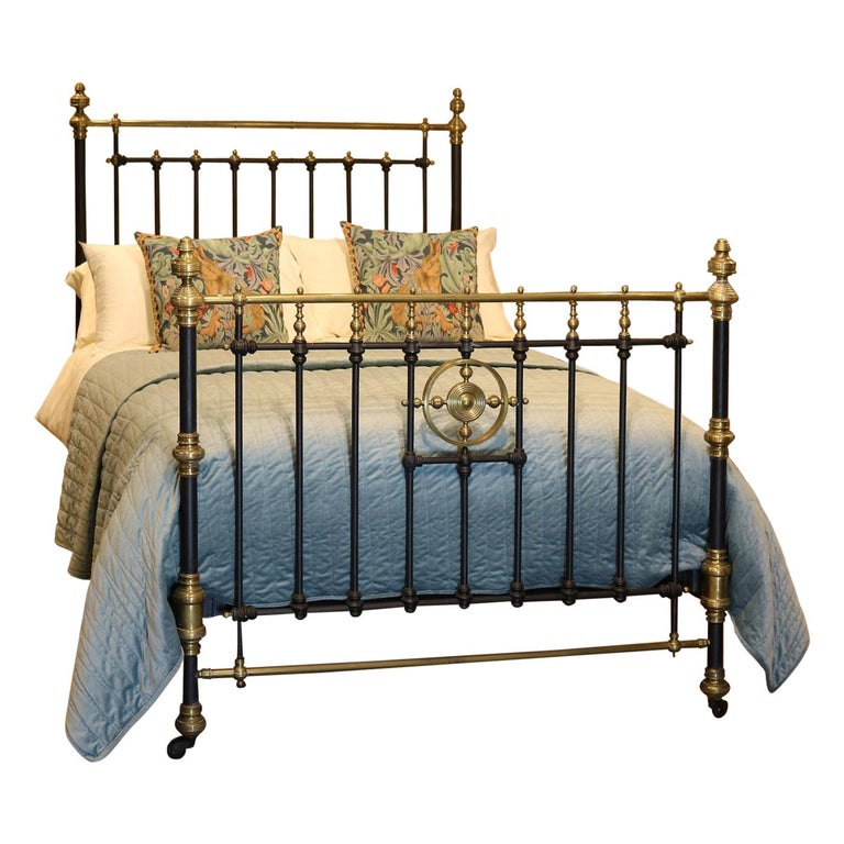 Late Victorian Brass And Cast Iron Antique Bed In Black Md102 For Sale At 1stdibs