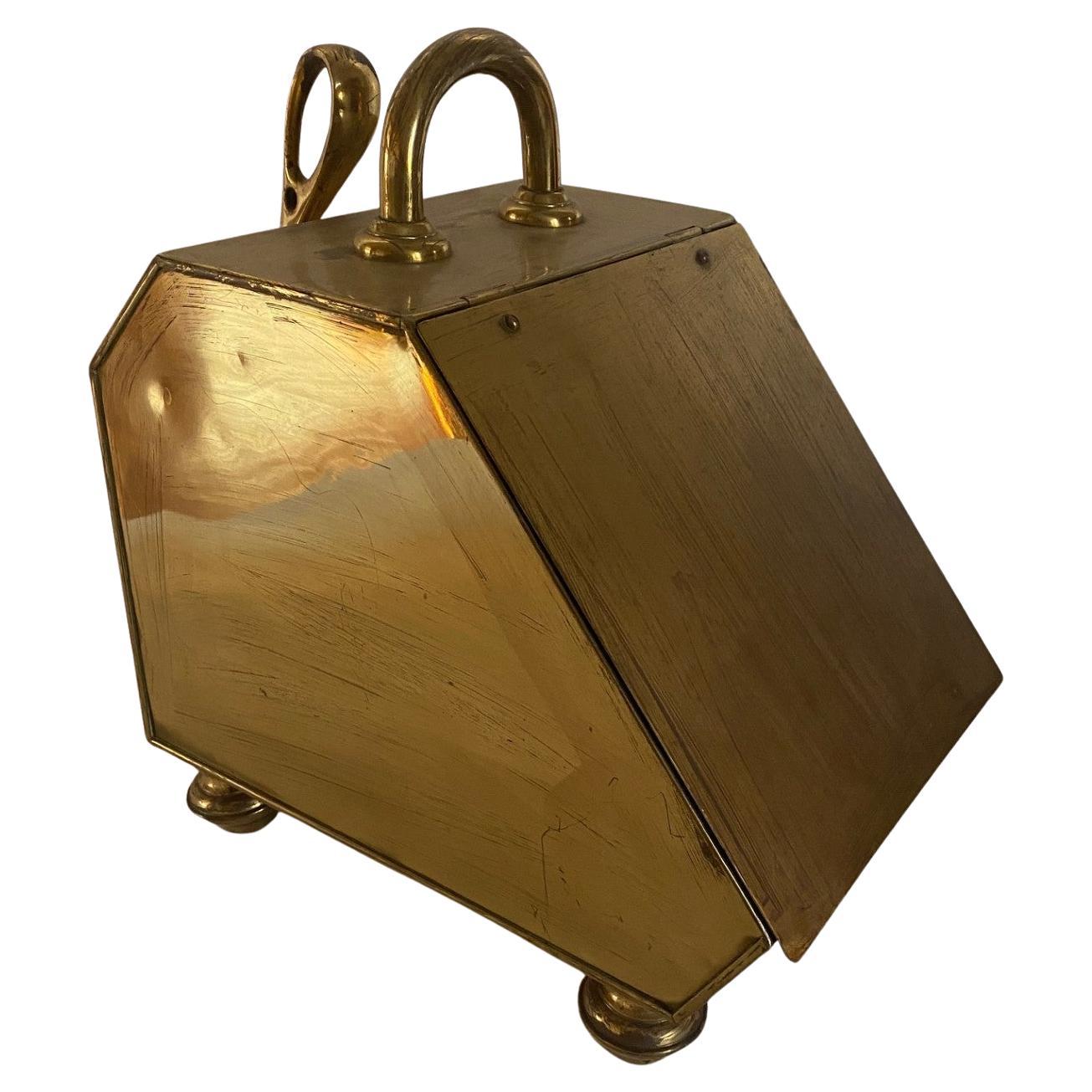 Late Victorian Brass Coal Scuttle with Shovel and Interior Liner on Turned Feet For Sale