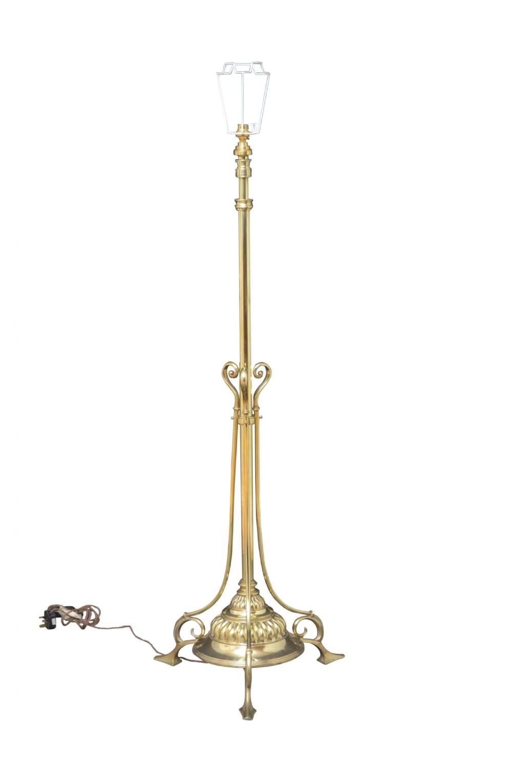 Edwardian Late Victorian Brass Height Adjustable Standard Lamp