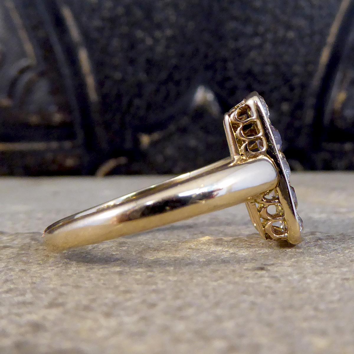 Spätviktorianischer Chequerboard-Ring mit braunem und weißem Diamanten aus 18 Karat Gelbgold (Viktorianisch) im Angebot
