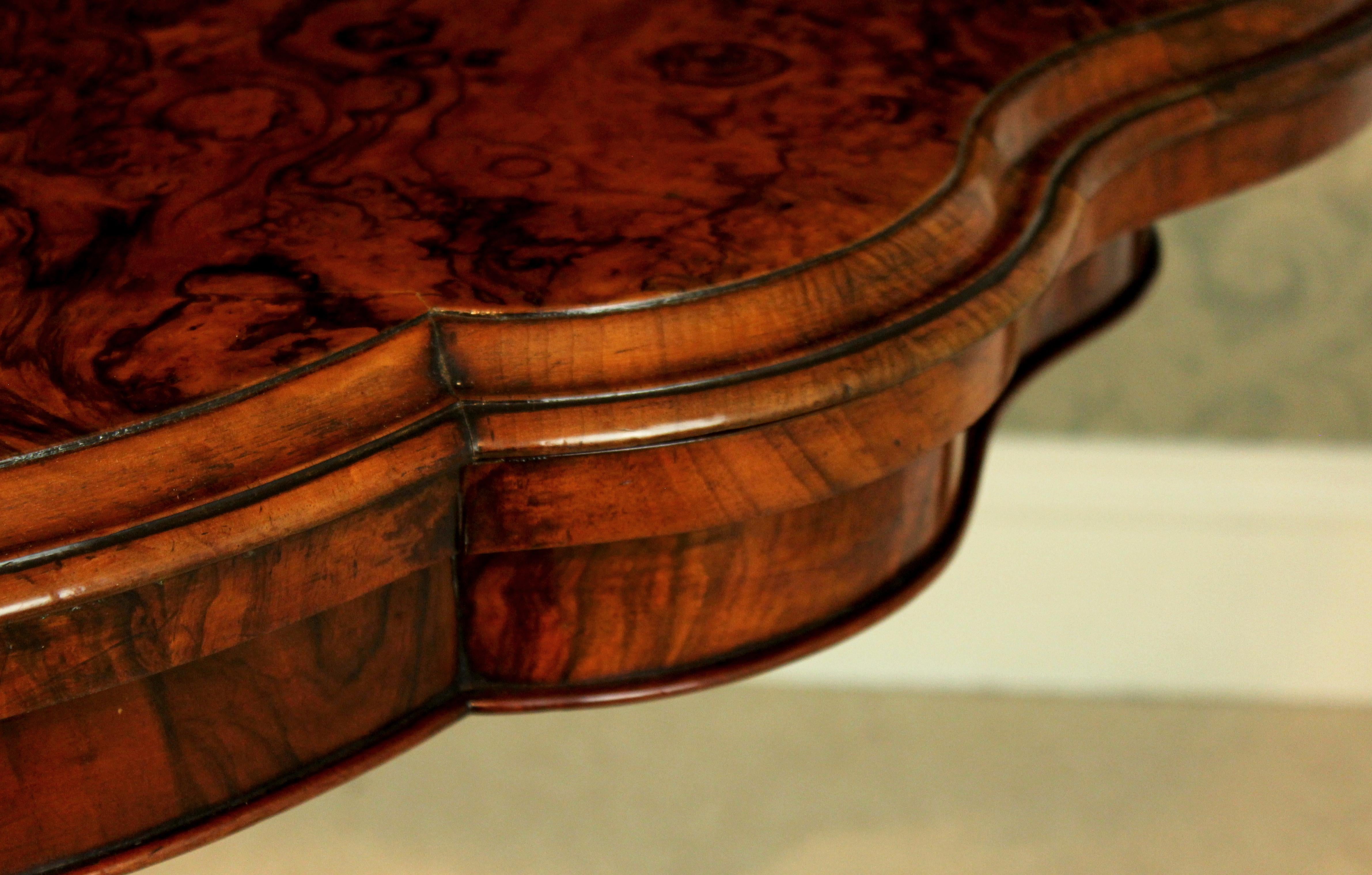 Late 19th Century Late Victorian Burr Walnut Serpentine Shape Card Table For Sale