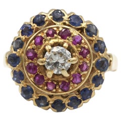 Bague de la fin de l'époque victorienne (vers 1880-1900) à rubis et saphirs et diamants en K.K. C.