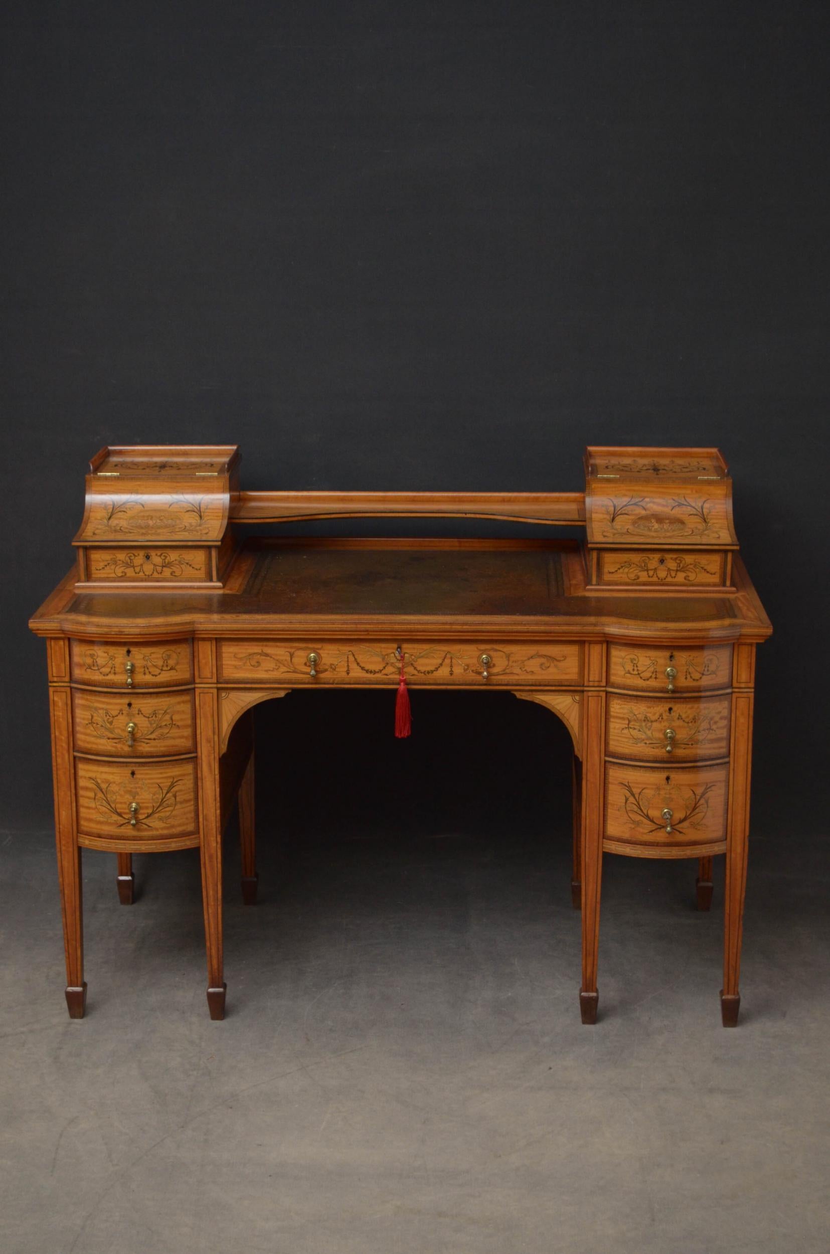 Spätviktorianischer Carlton House-Schreibtisch aus Satinholz im Angebot 12