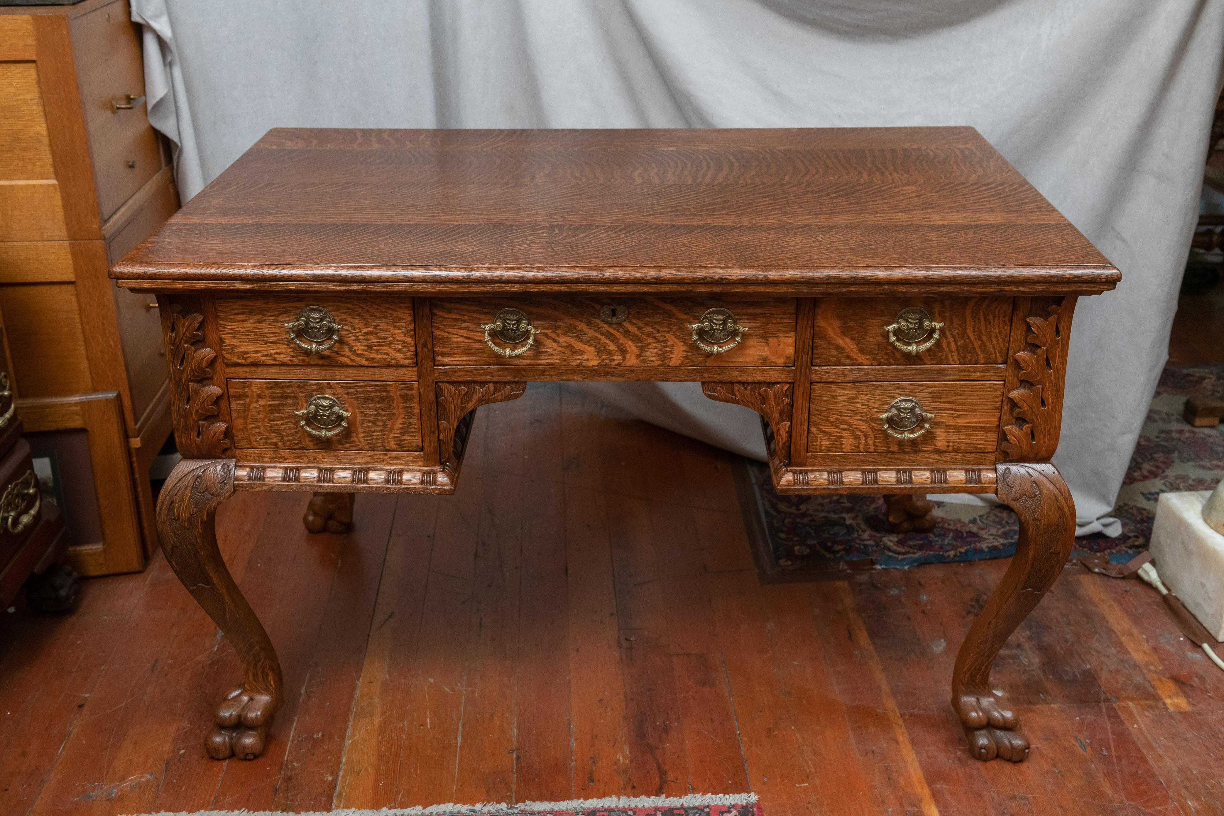 19th Century Late Victorian Carved American Tiger Oak Library Table, circa 1890s