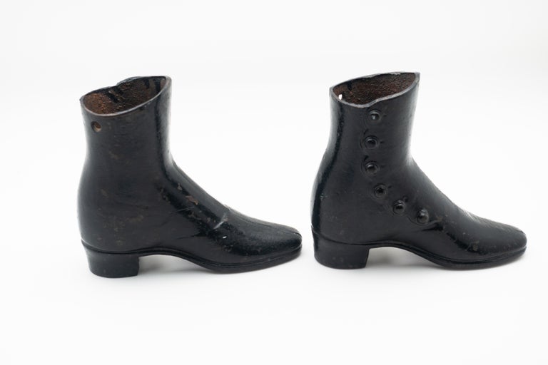 Late Victorian Cast Iron Boots Trade Sign or Door Stop at 1stDibs