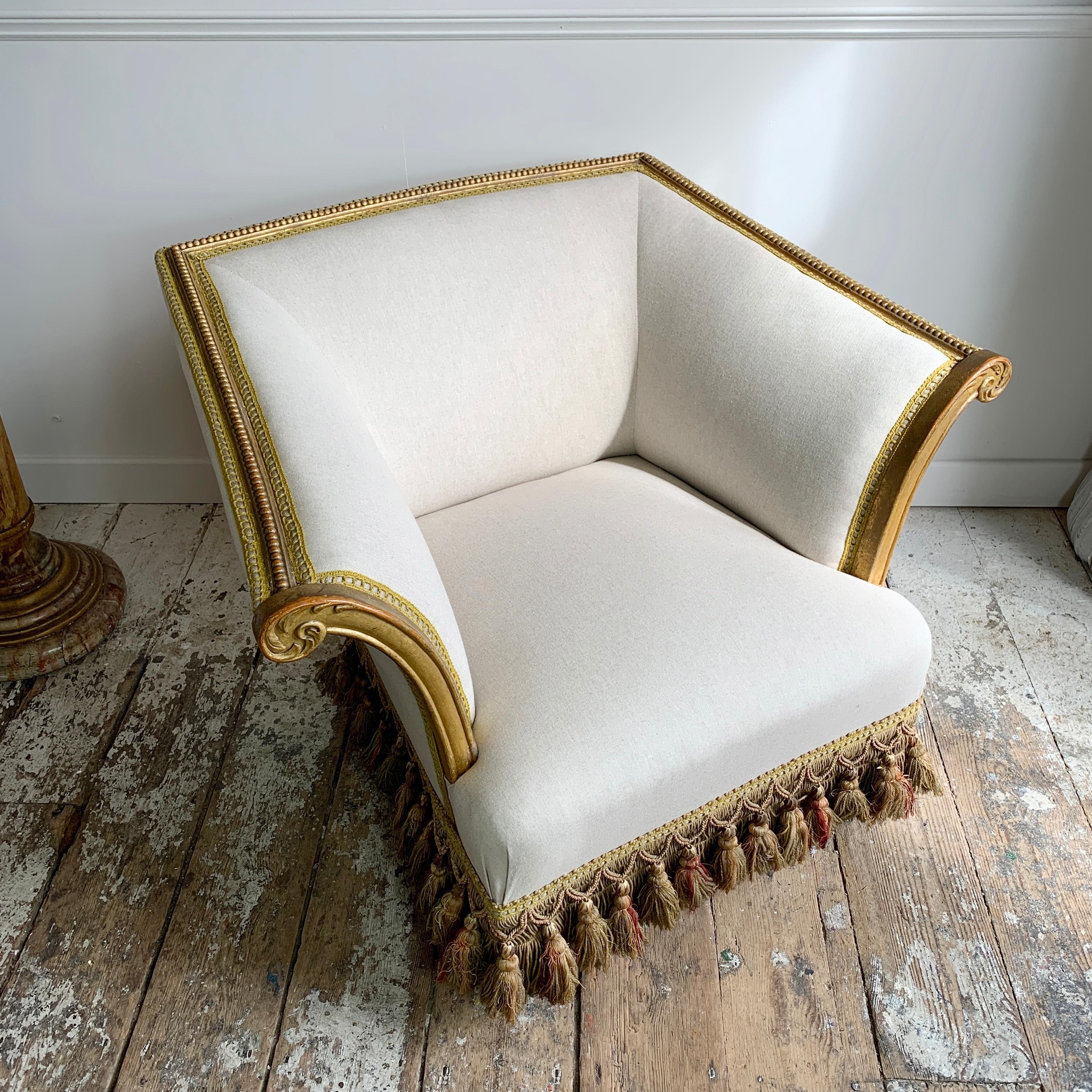 Late Victorian Country House Armchair 3