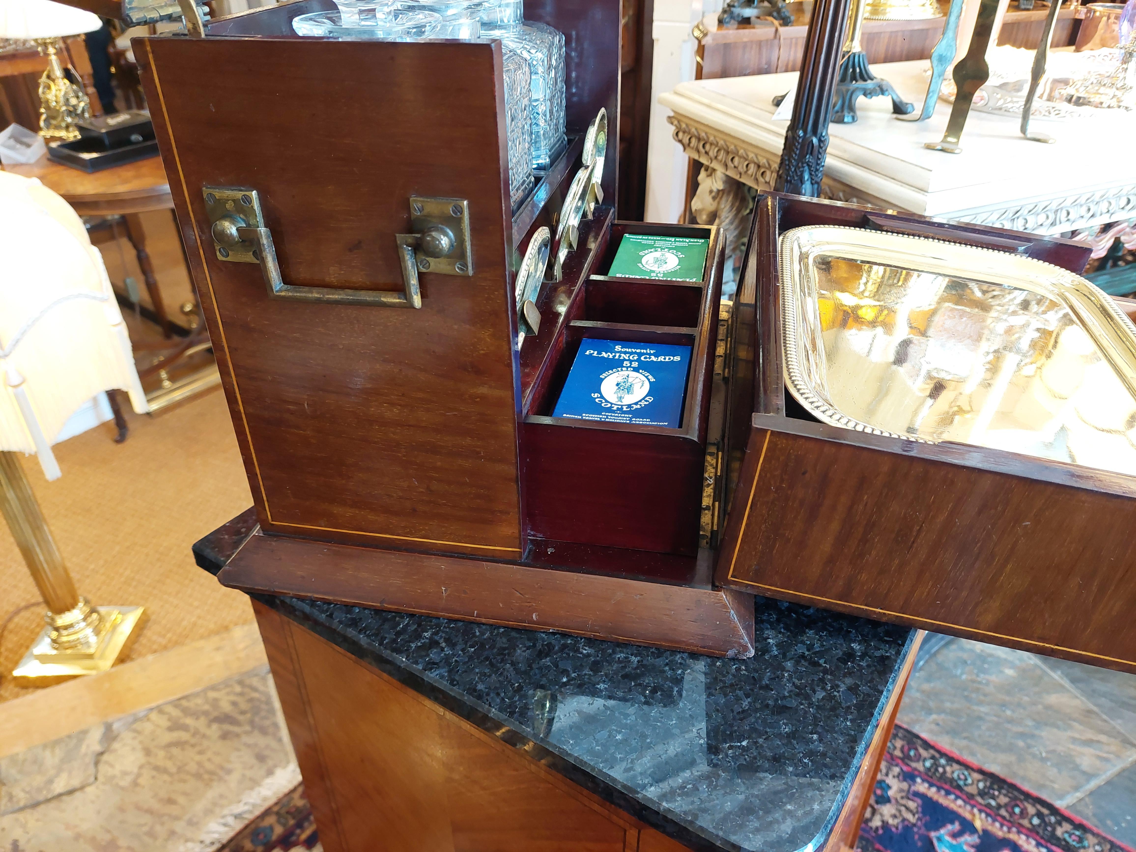 Late Victorian Decanter Box & Games Compendium For Sale 3