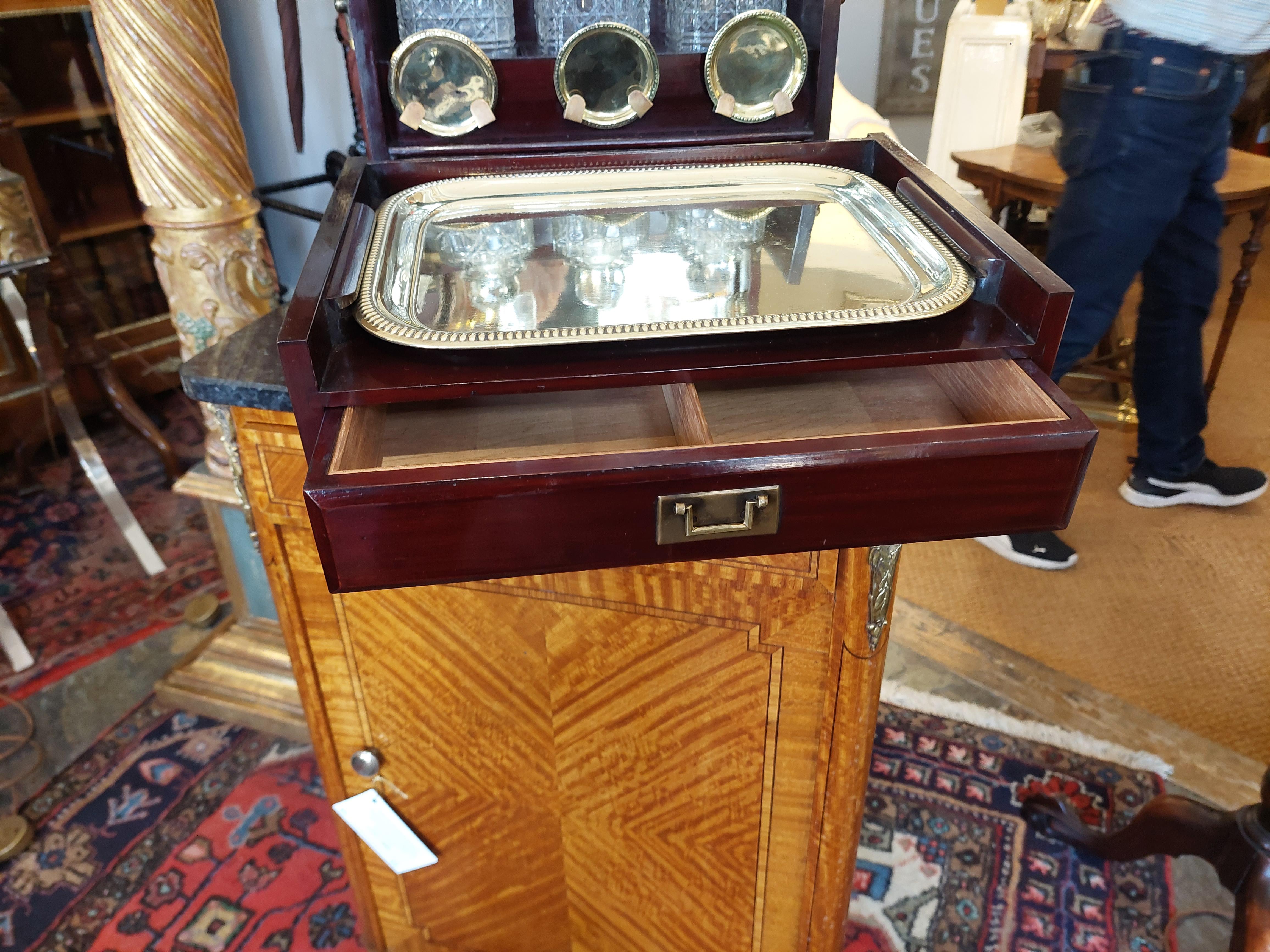 Late Victorian Decanter Box & Games Compendium In Good Condition For Sale In Altrincham, GB