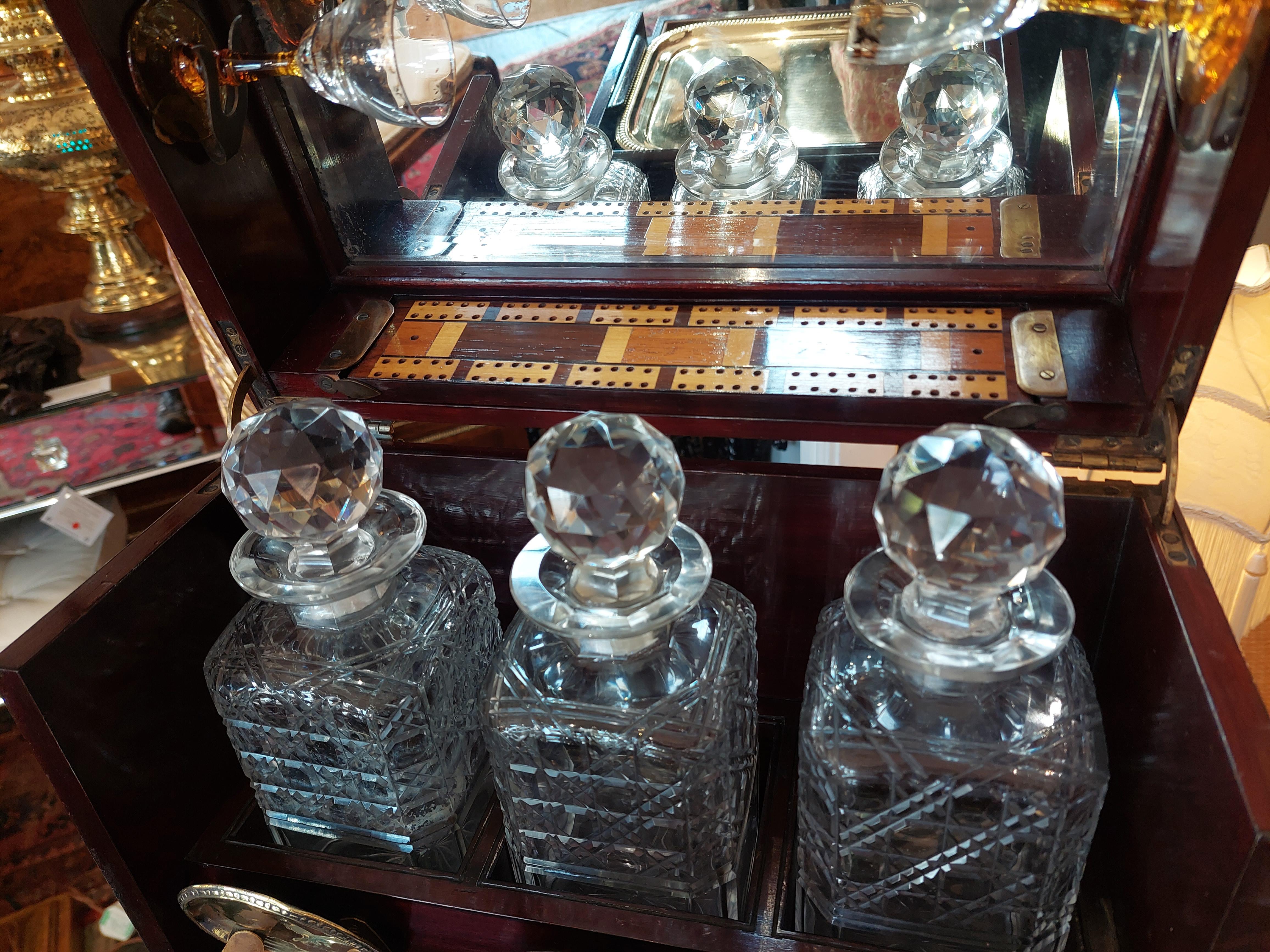 Late Victorian Decanter Box & Games Compendium For Sale 1