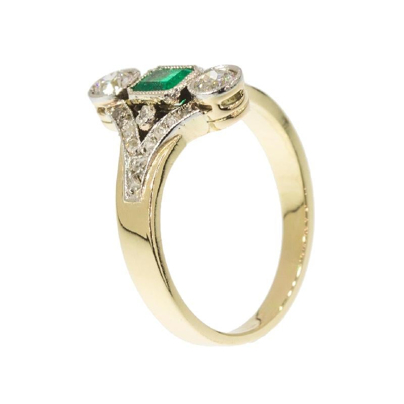 Late Victorian Antique Diamond Emerald Engagement Ring, 1900s         2