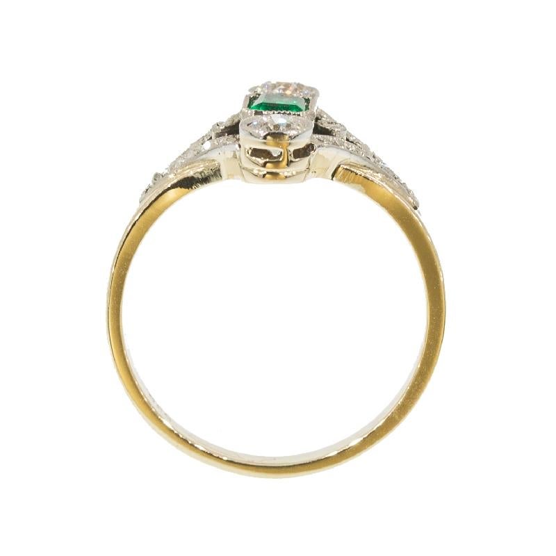 Late Victorian Antique Diamond Emerald Engagement Ring, 1900s         3