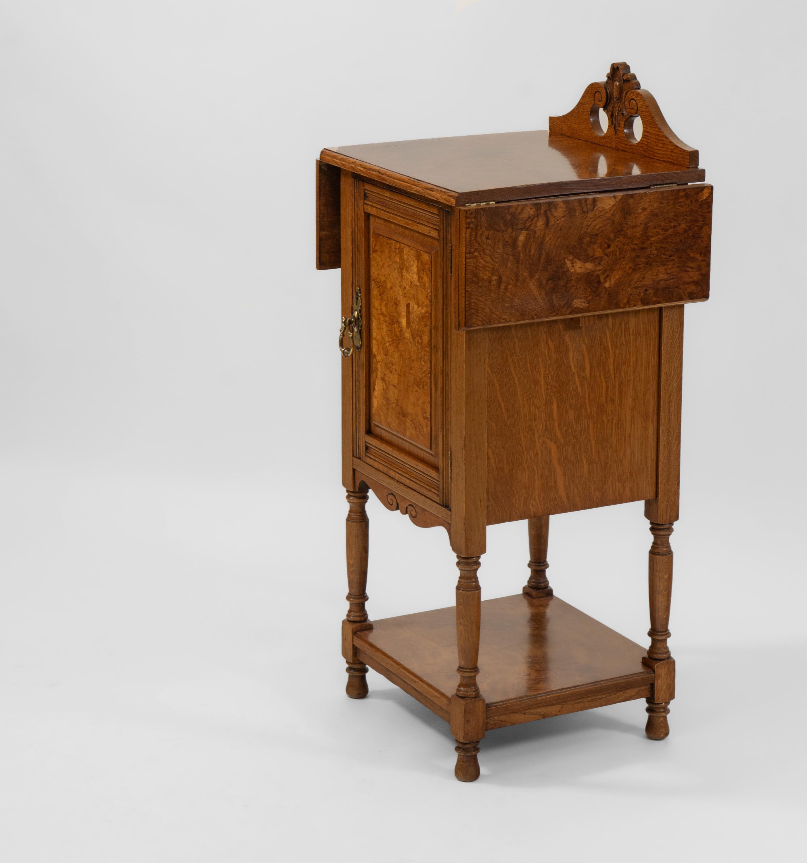 Veneer Late Victorian / Edwardian Golden Burr Oak Cabinet For Sale
