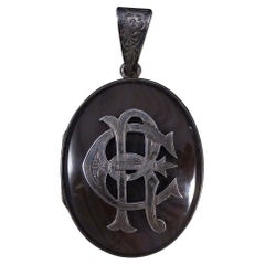 Late Victorian Engraved Silver and Agate Locket Pendant with ER Initials