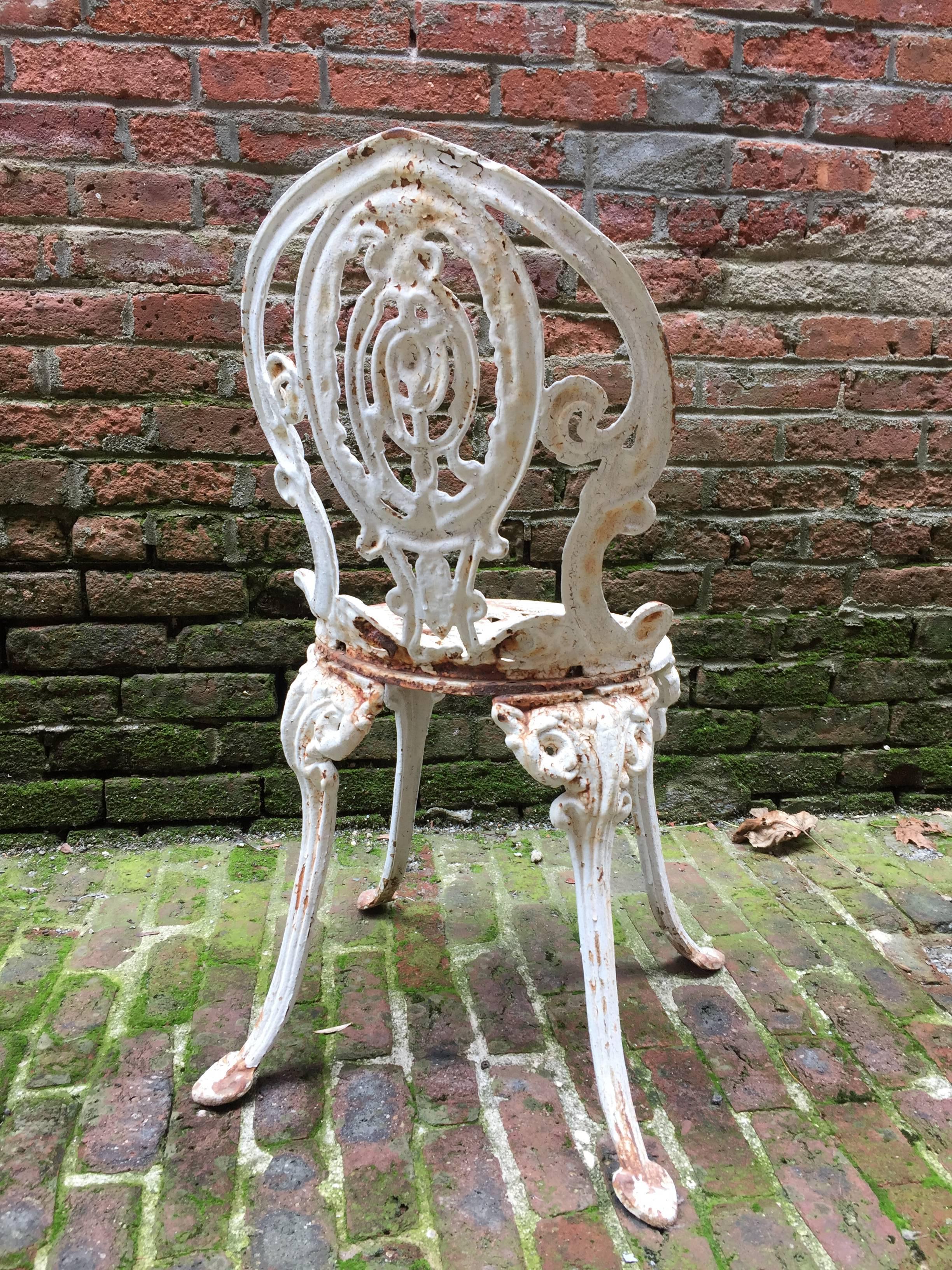 Late Victorian Feather and Scroll Cast Iron Chair In Good Condition In Garnerville, NY