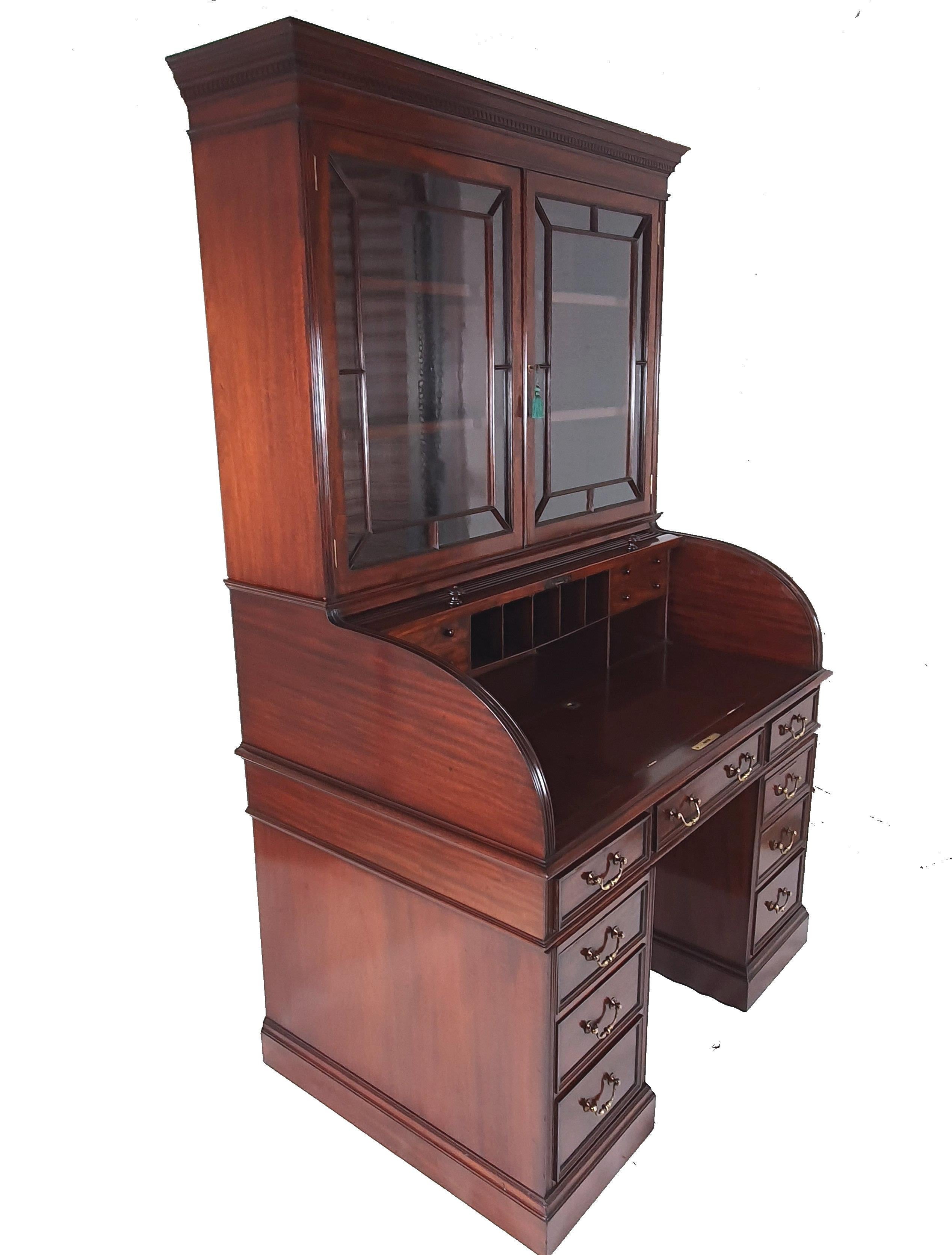 Late Victorian Figured Mahogany Cylinder Bookcase 3