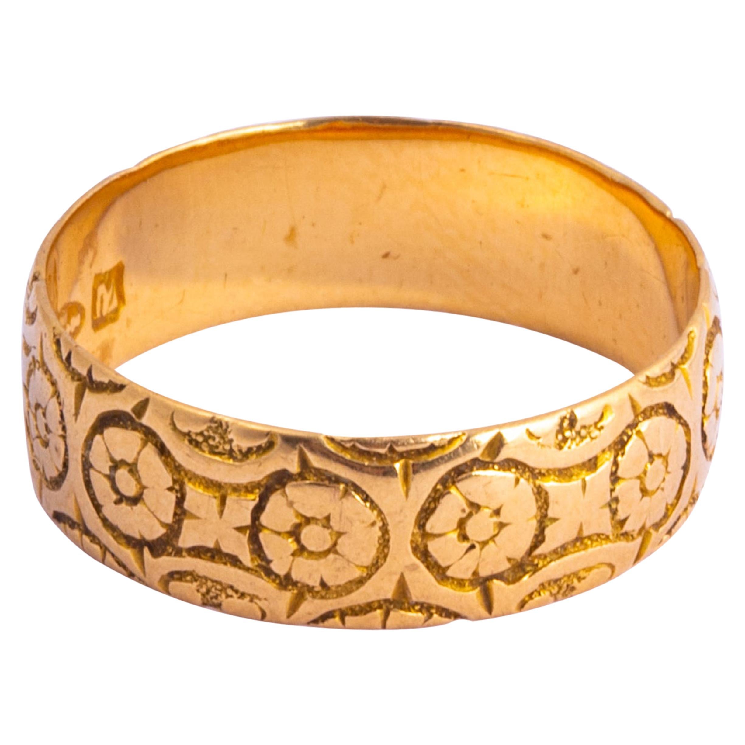 Late Victorian Floral 18 Carat Gold Band For Sale
