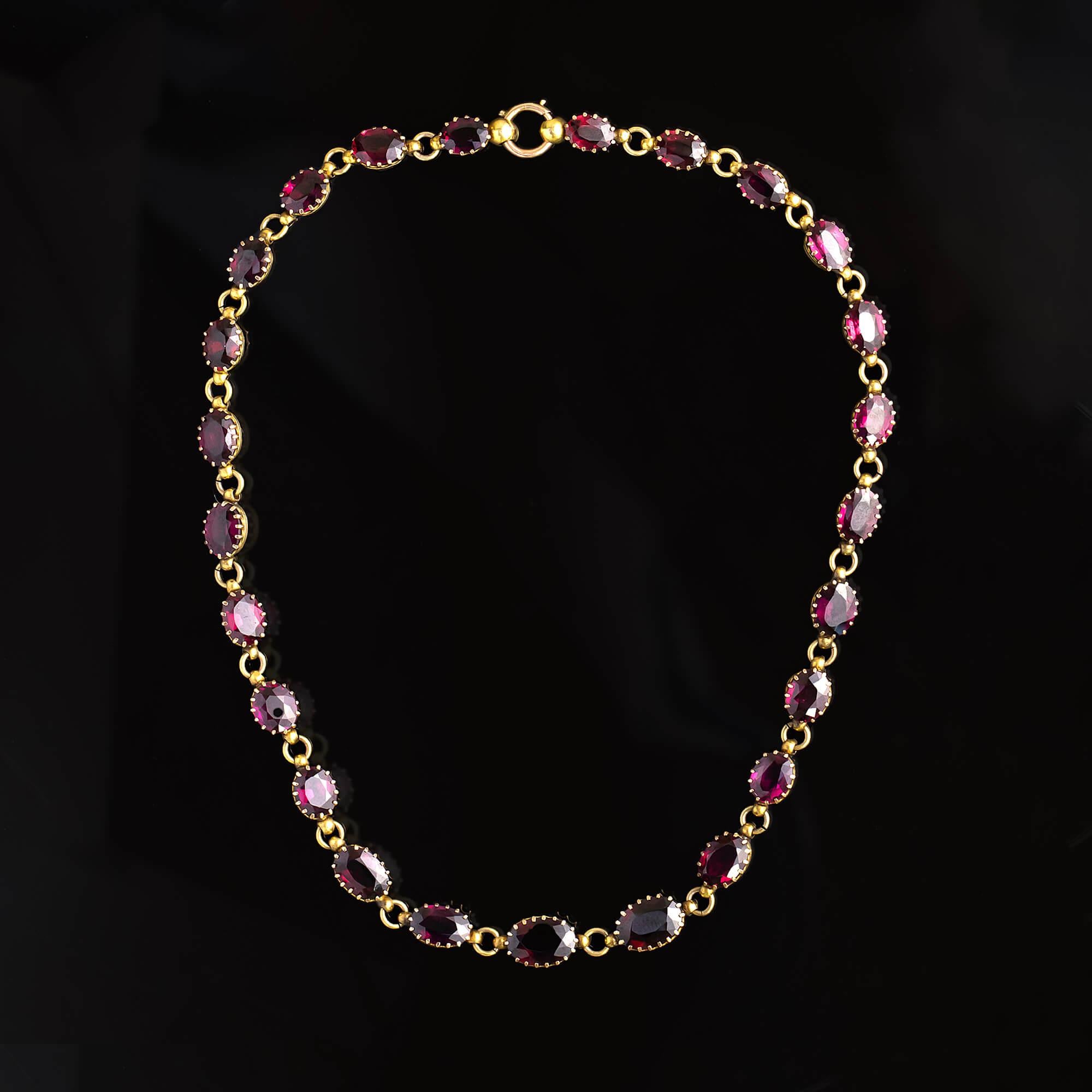 Spätviktorianischer Granat-Choker-Halskette, ca. 1890-1900 für Damen oder Herren