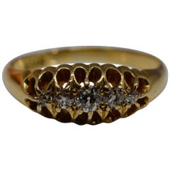 Late Victorian Graduated Five-Diamond Ring 14 Karat Yellow Gold