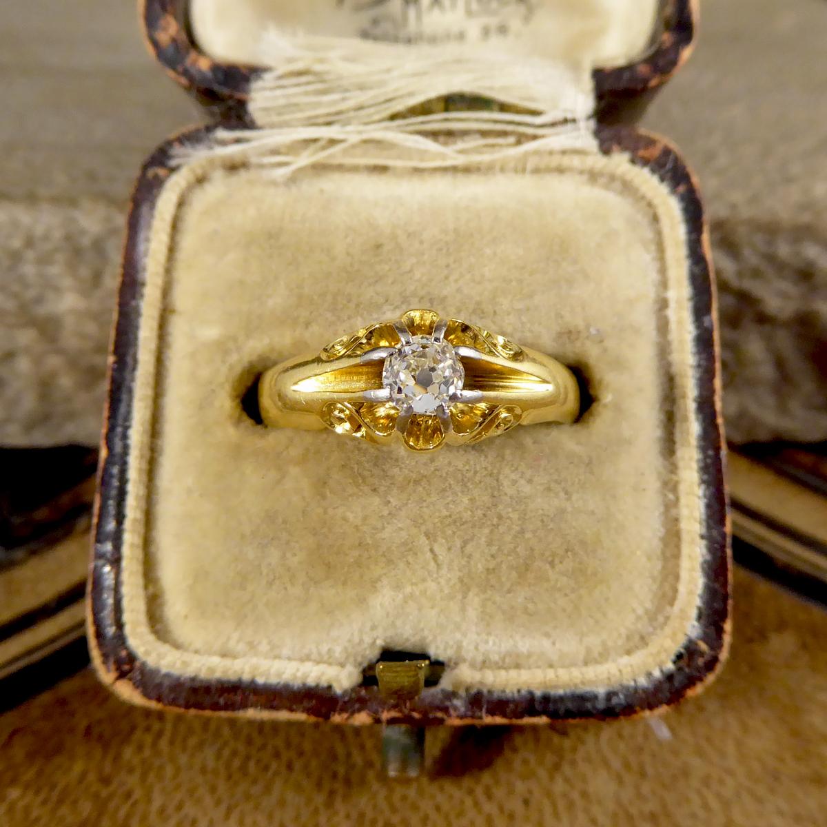 Late Victorian Gypsy Set Diamond Ring with Detailed Shoulders 18 Carat Gold 3