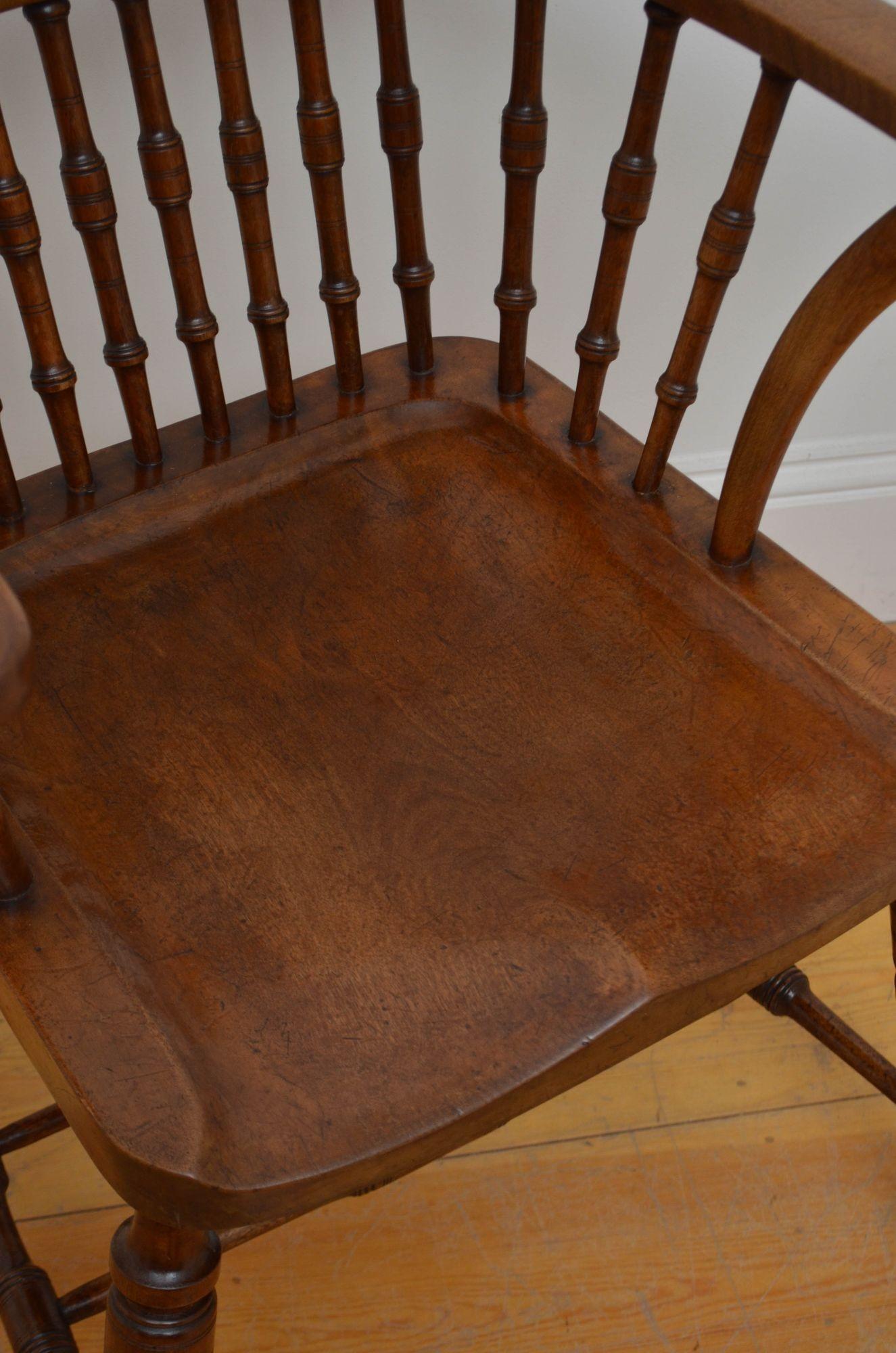 Chaise à haut dossier victorienne tardive en vente 4
