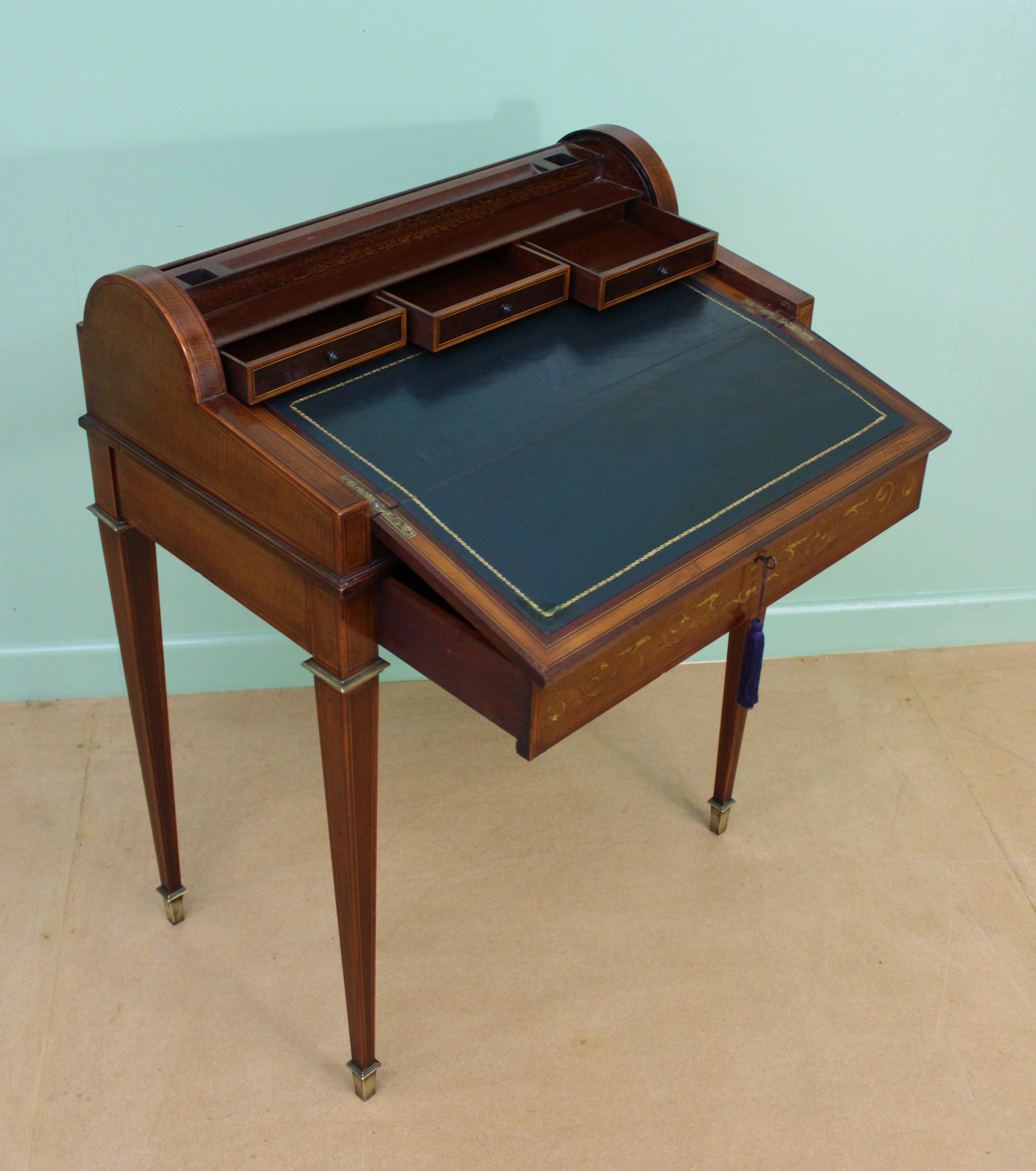 Late Victorian Inlaid Mahogany Tambour Bureau by Druce and Co. of London 10