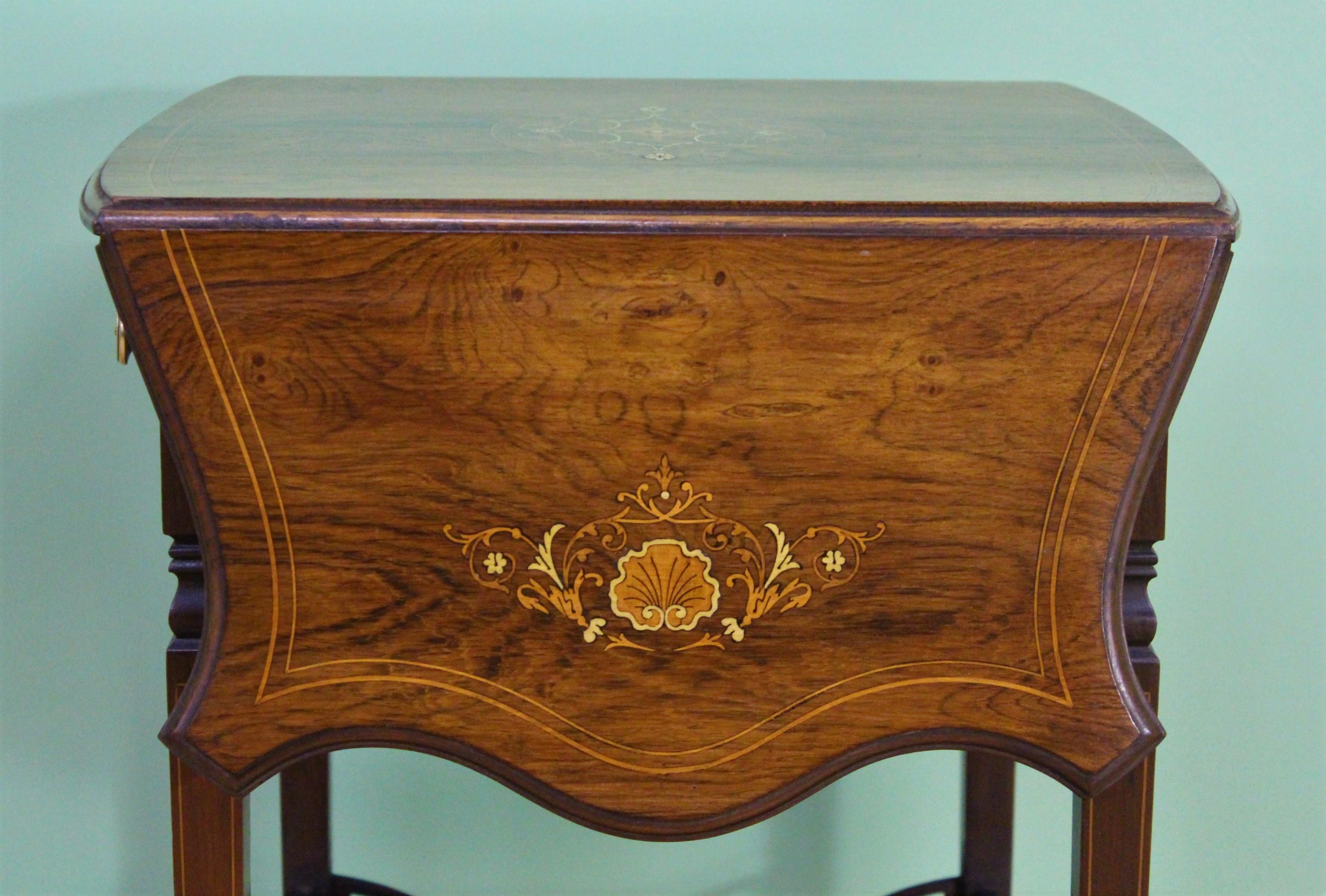 Late Victorian Inlaid Rosewood Flap Table 8