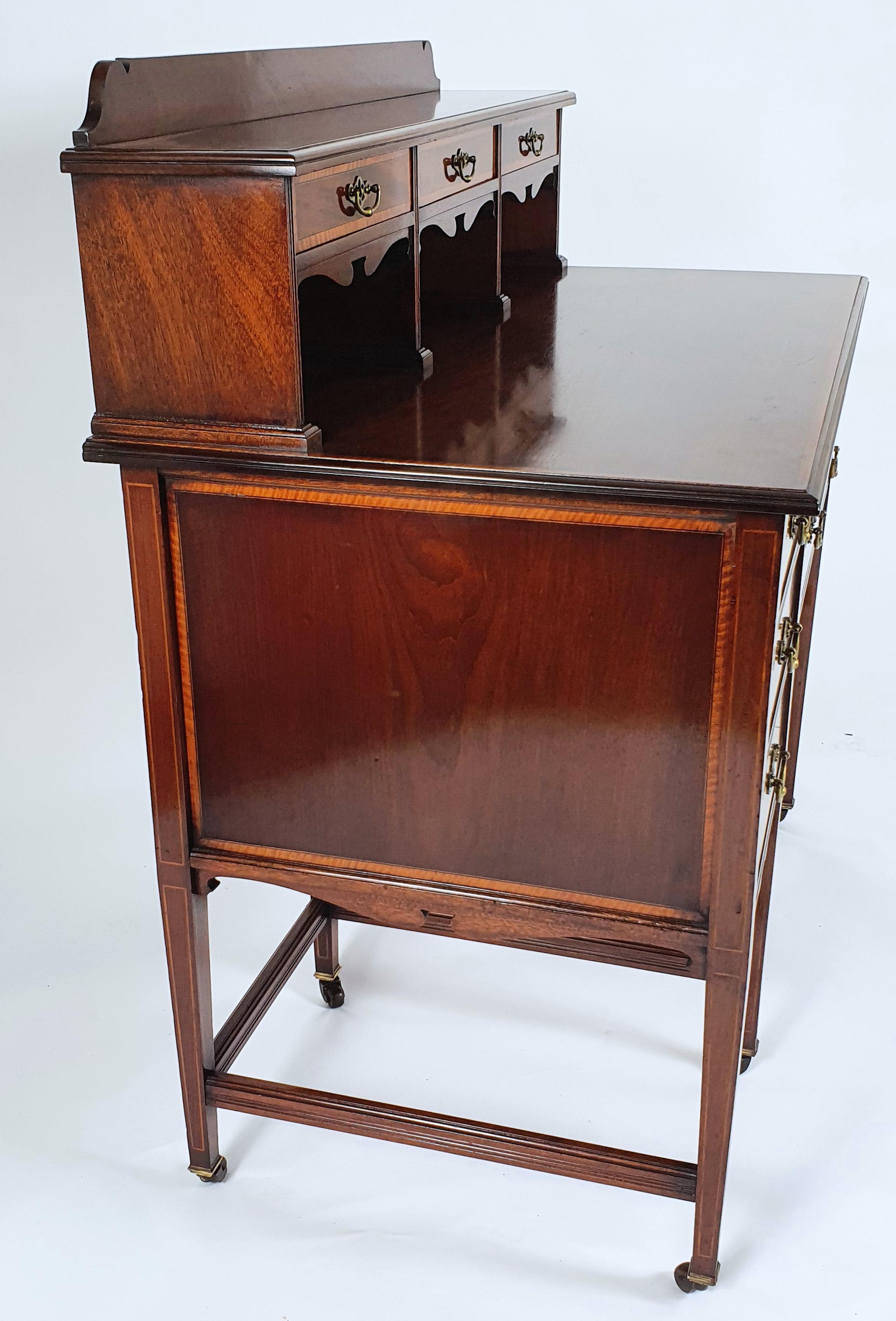 Late Victorian Inlaid Walnut Side Cabinet  For Sale 3