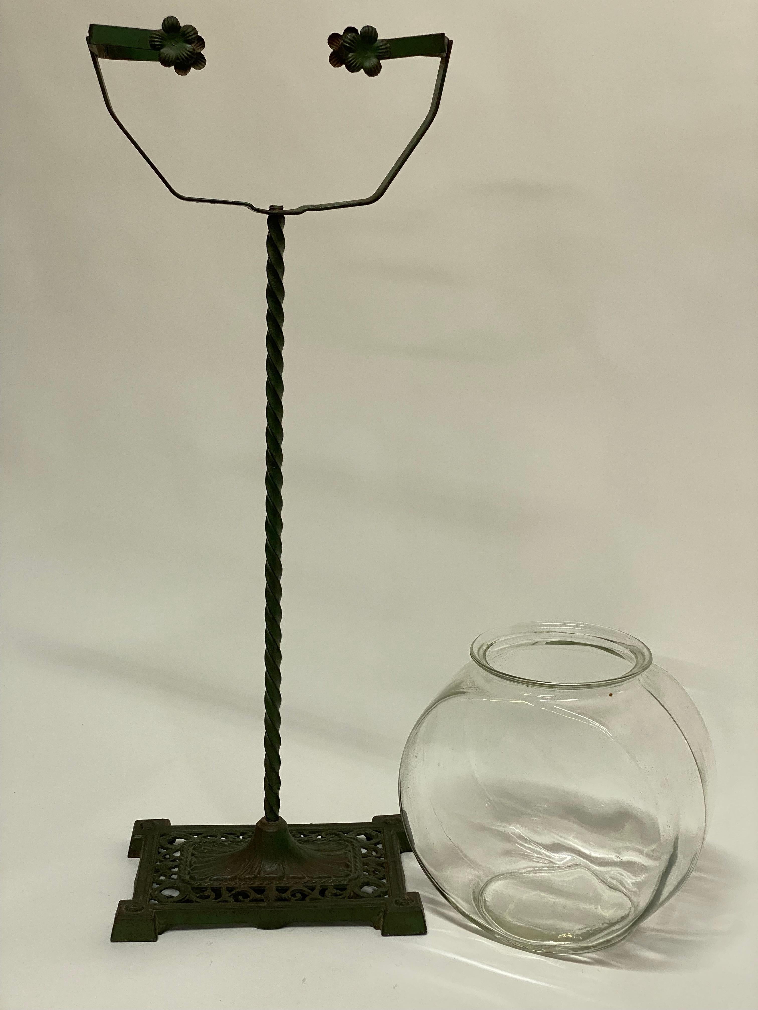 fish bowl with stand