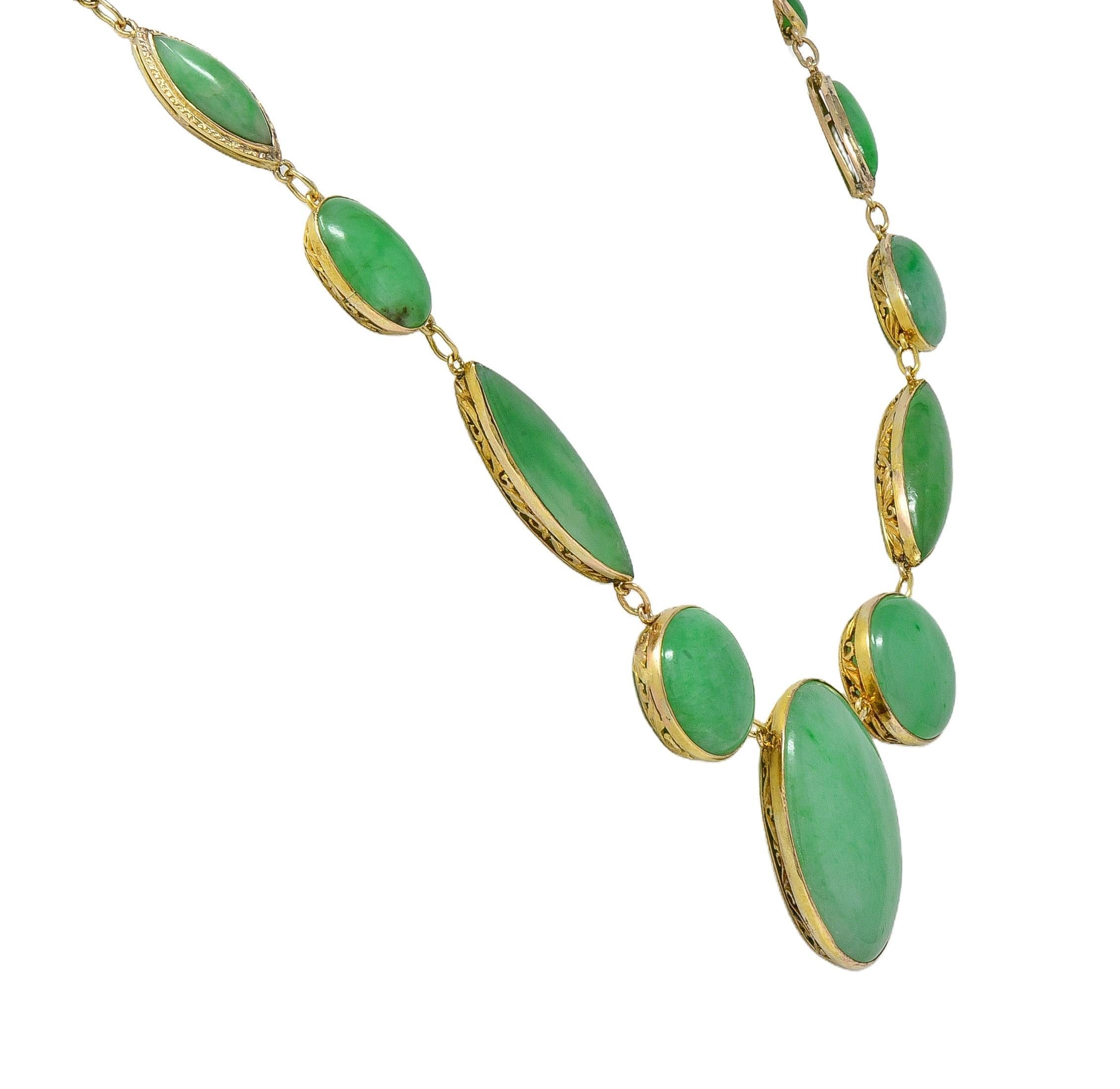 Fin de l'époque victorienne Jade Or jaune 14 carats Antique Floral Fancy Link Drop Necklace Pour femmes en vente