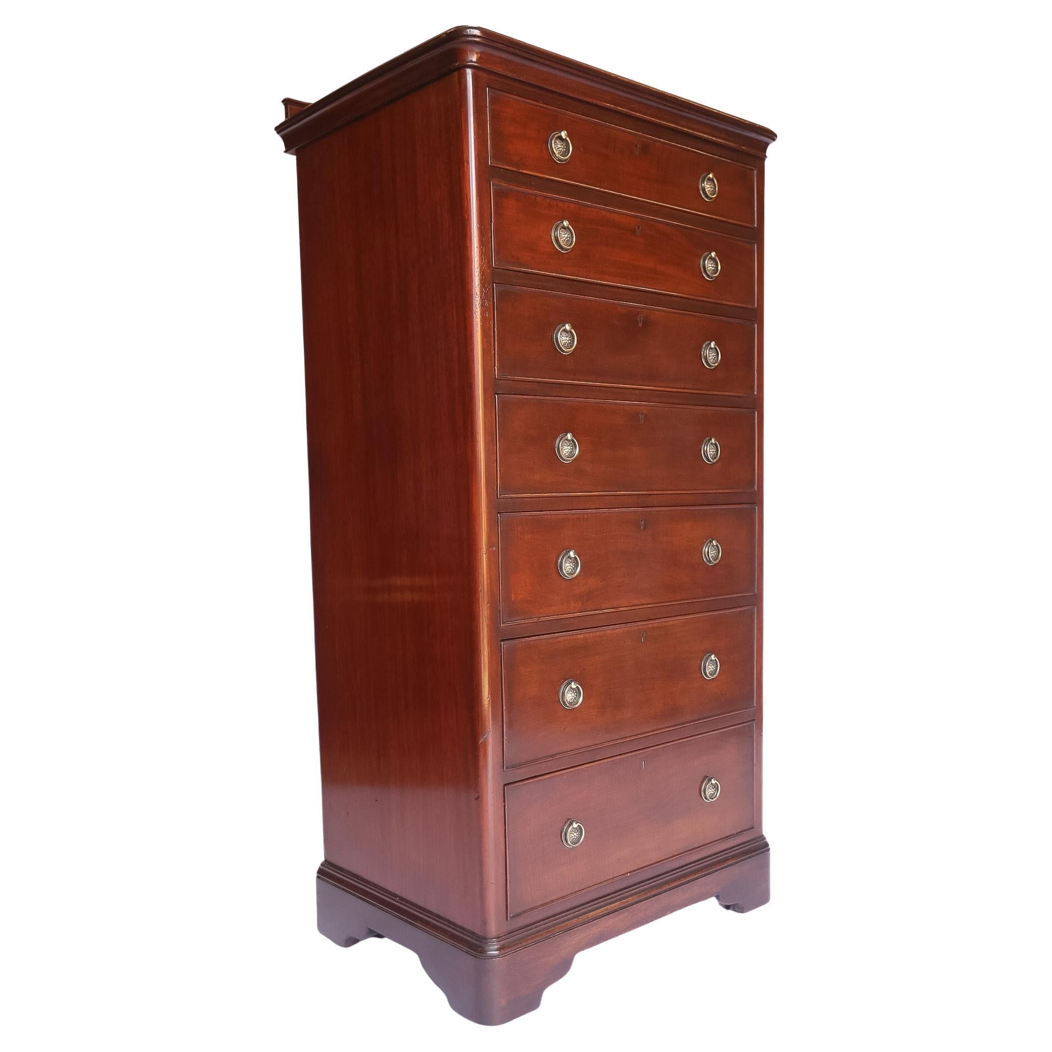 Late Victorian Mahogany 7 Drawer Chest