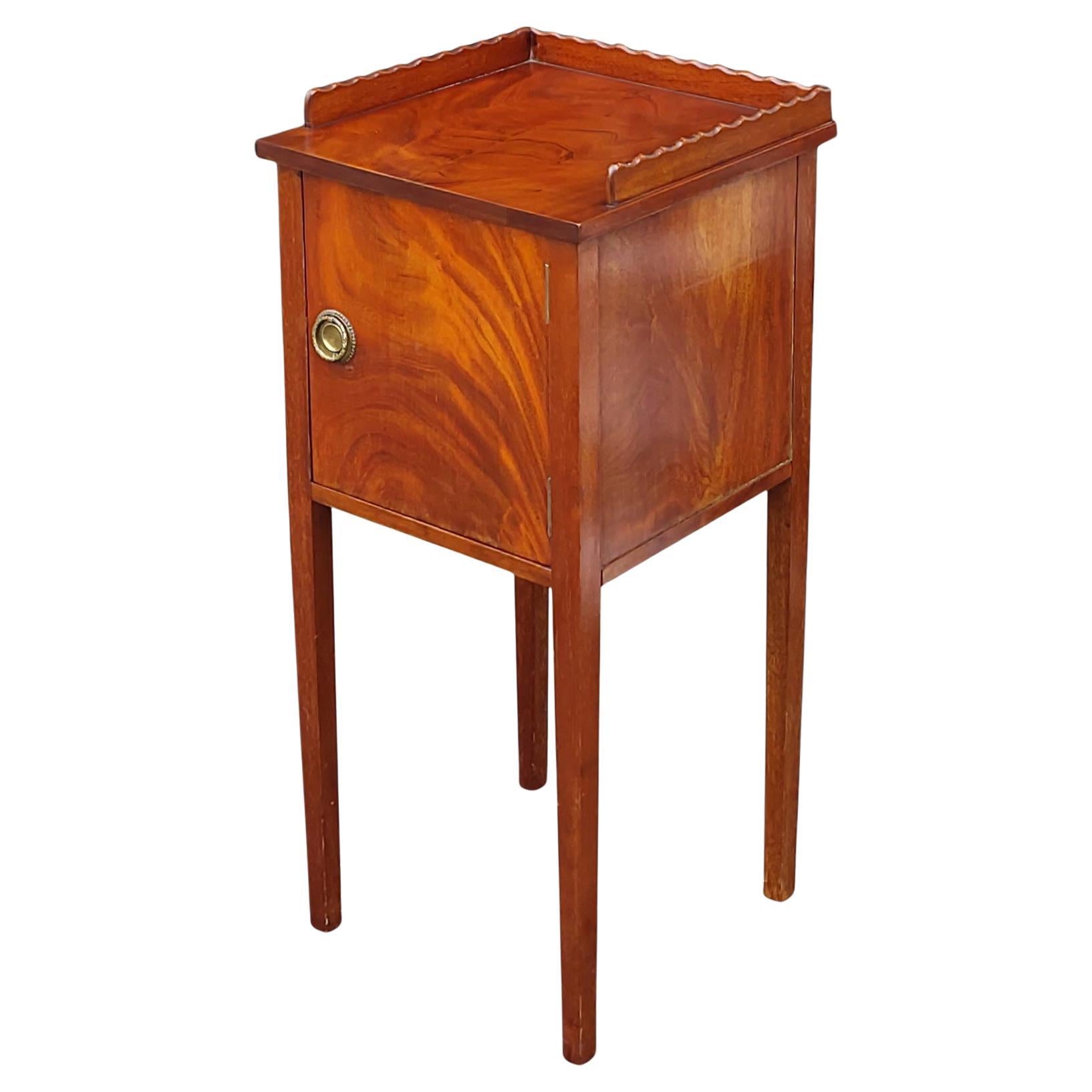 Late Victorian Mahogany Bedside Cabinet