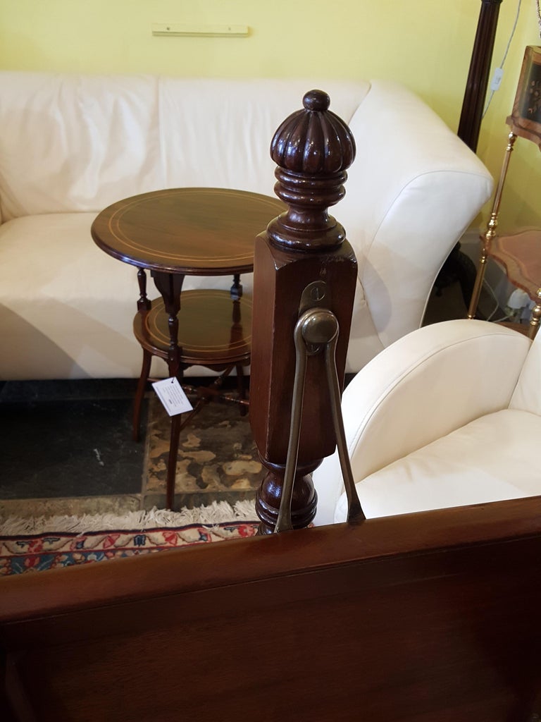 Late Victorian Mahogany Cot For Sale at 1stDibs