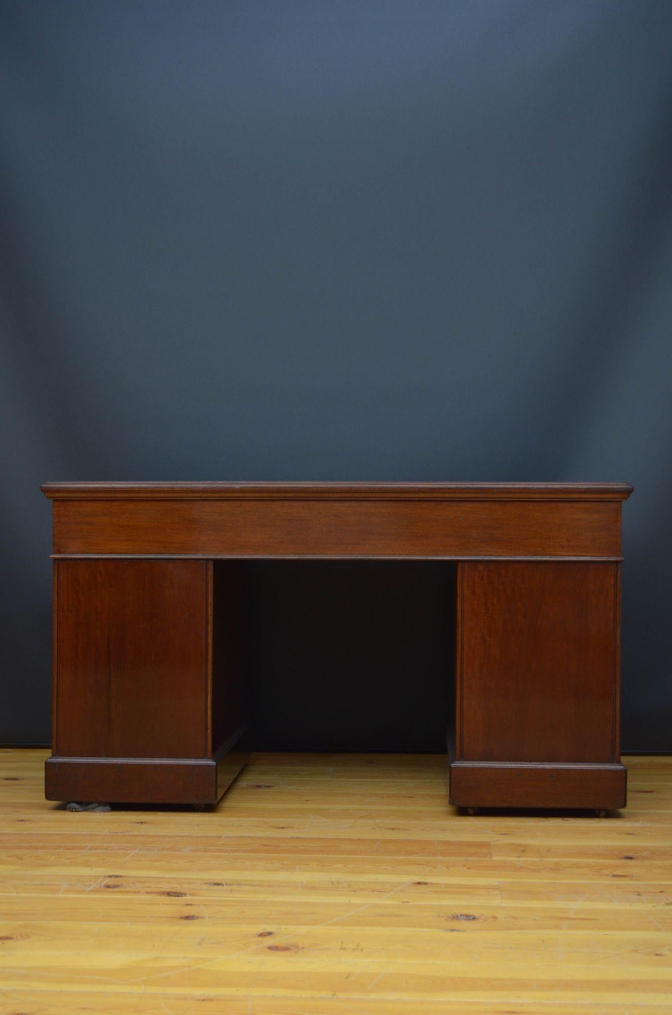 Late Victorian Mahogany Desk by Maple & Co 10