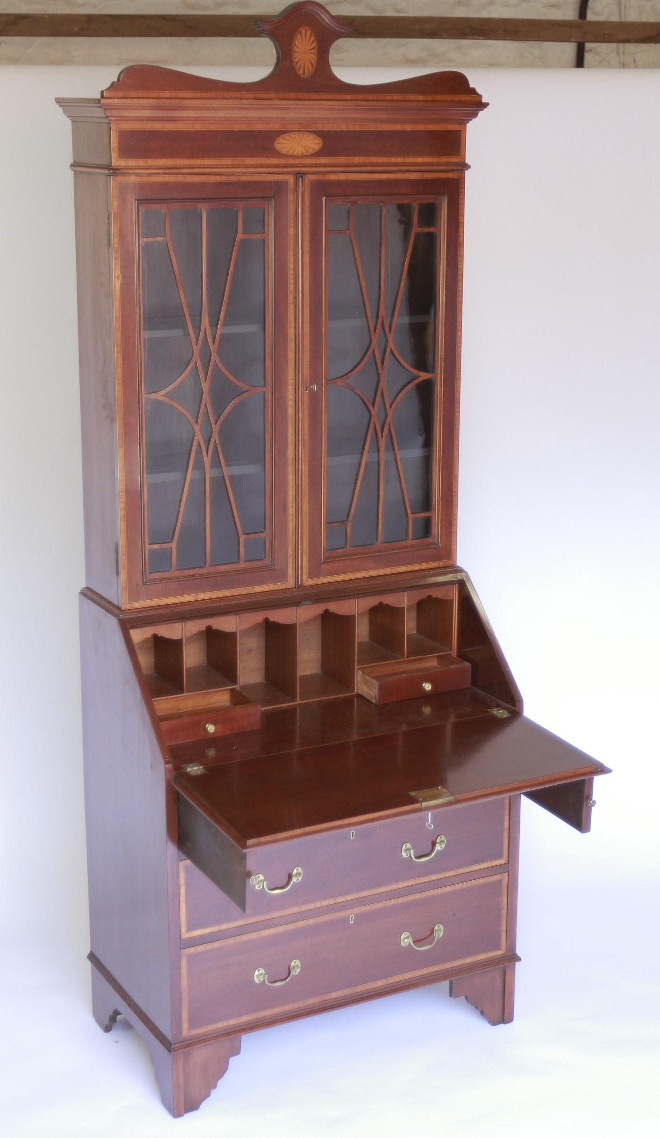 Late Victorian Mahogany & inlaid Bureau Bookcase In Good Condition For Sale In Dereham, GB