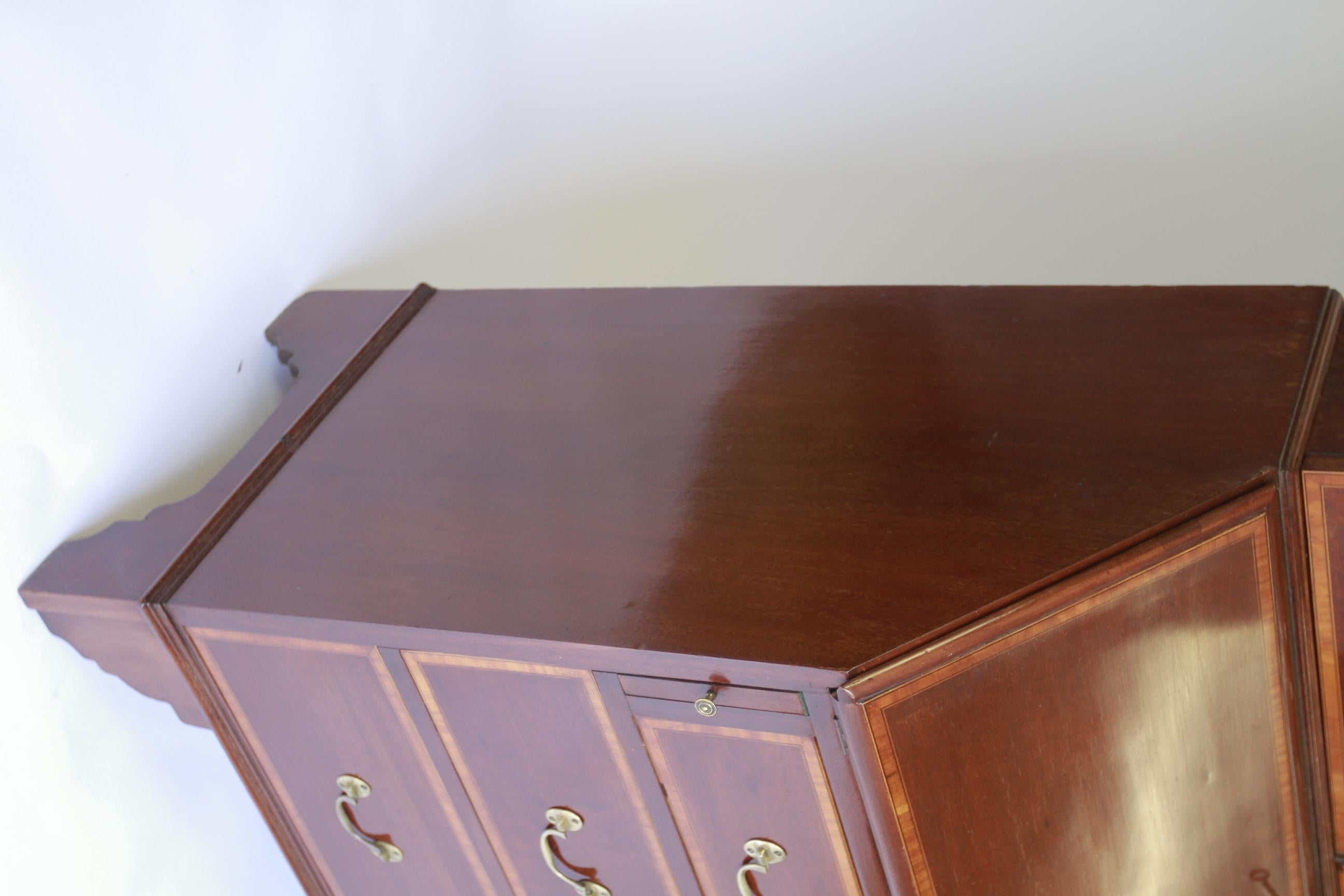 Late Victorian Mahogany & inlaid Bureau Bookcase For Sale 1