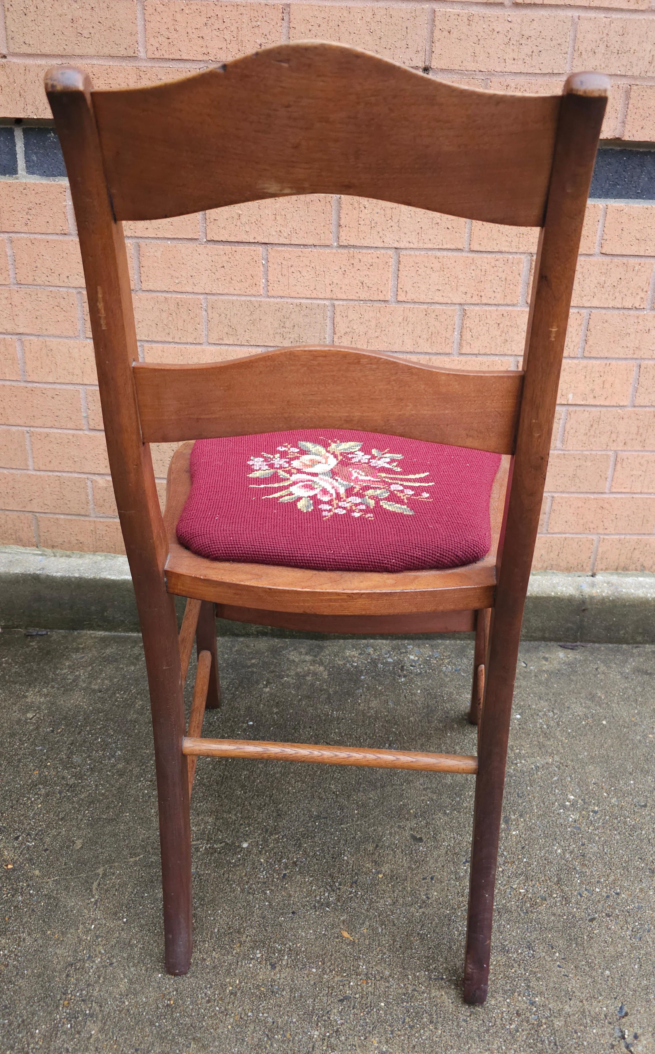 Late Victorian Mahogany Ladder Back and Needlepoint Upholstered Side Chair In Good Condition For Sale In Germantown, MD